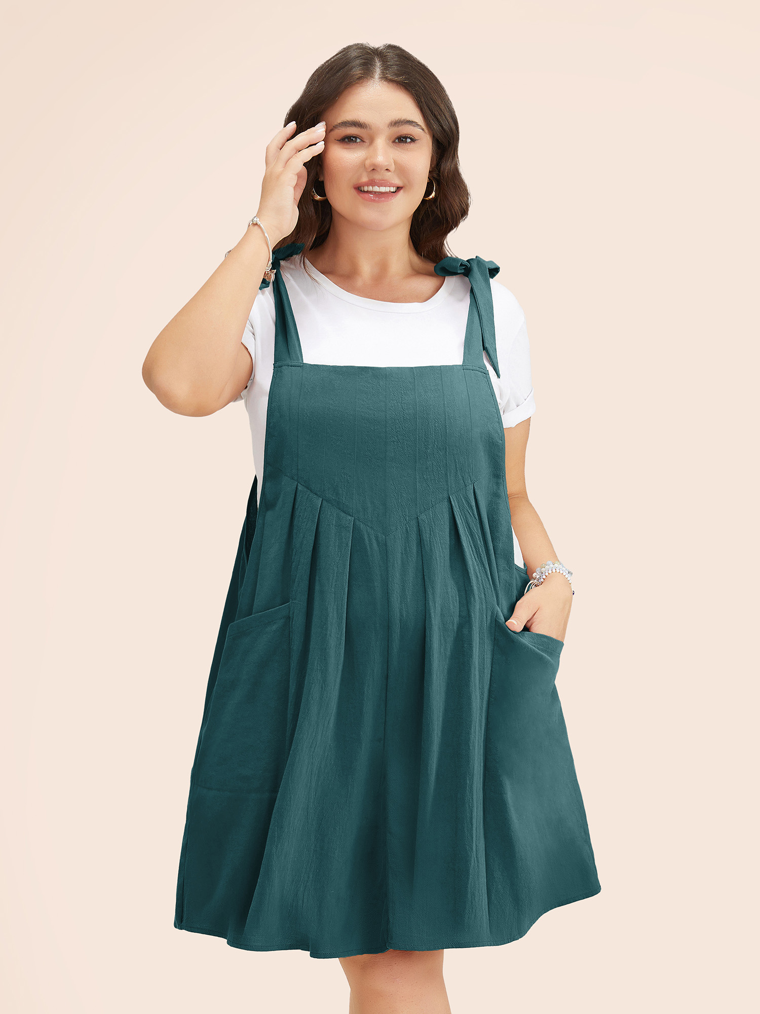 

Plus Size Solid Pleated Hem Pocket Tie Shoulder Overall Dress Cyan Women Casual Pleated Spaghetti Strap Sleeveless Curvy Knee Dress BloomChic