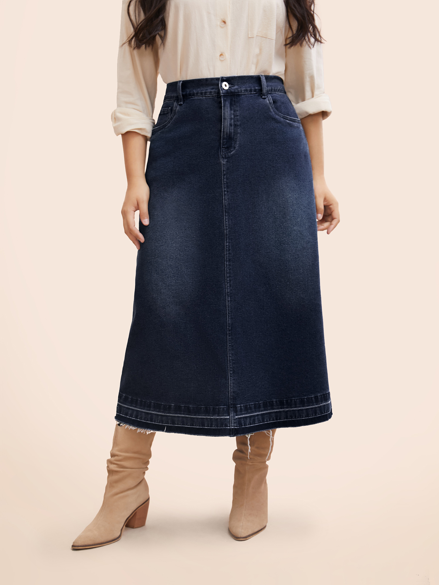 

Plus Size Stretch Denim Back Slit Midi Skirt Women Darkindigo Everyday Button Medium stretch Medium Wash  Slanted pocket Casual Denim Skirts BloomChic