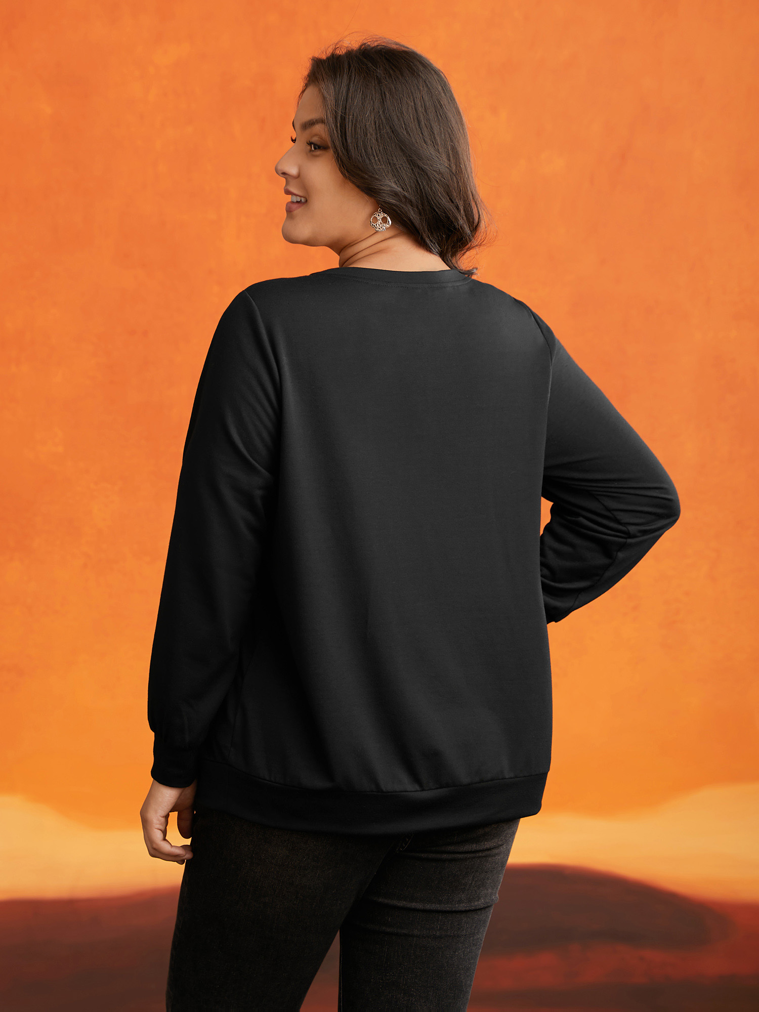 Plus Size Trick Or Treat Slogan Printed Sweatshirt Women Black Casual Non Round Neck Everyday Sweatshirts BloomChic 26/4X 