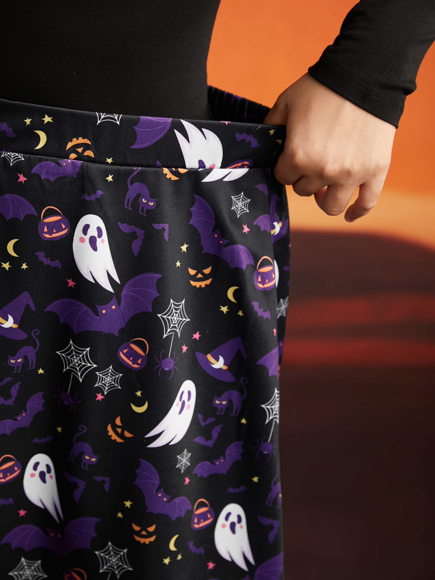 Plus Size Spooky Ghost Printed A-Line Mini Skirt Women Black Cocktail Contrast No stretch Slanted pocket Party Skirts BloomChic 10/M 