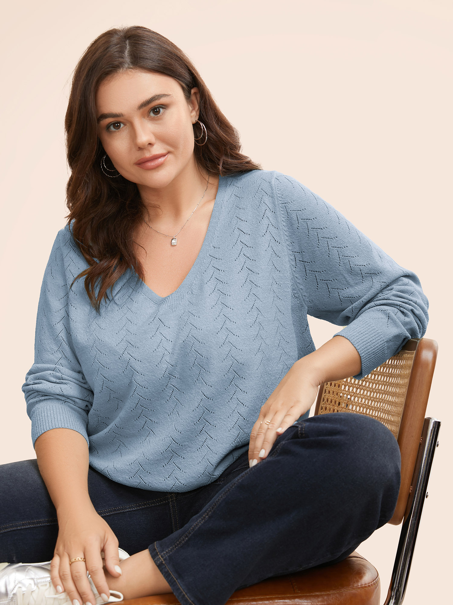 

Plus Size Texture V Neck Lightweight Pullover LightBlue Women Casual Long Sleeve V-neck Everyday Pullovers BloomChic