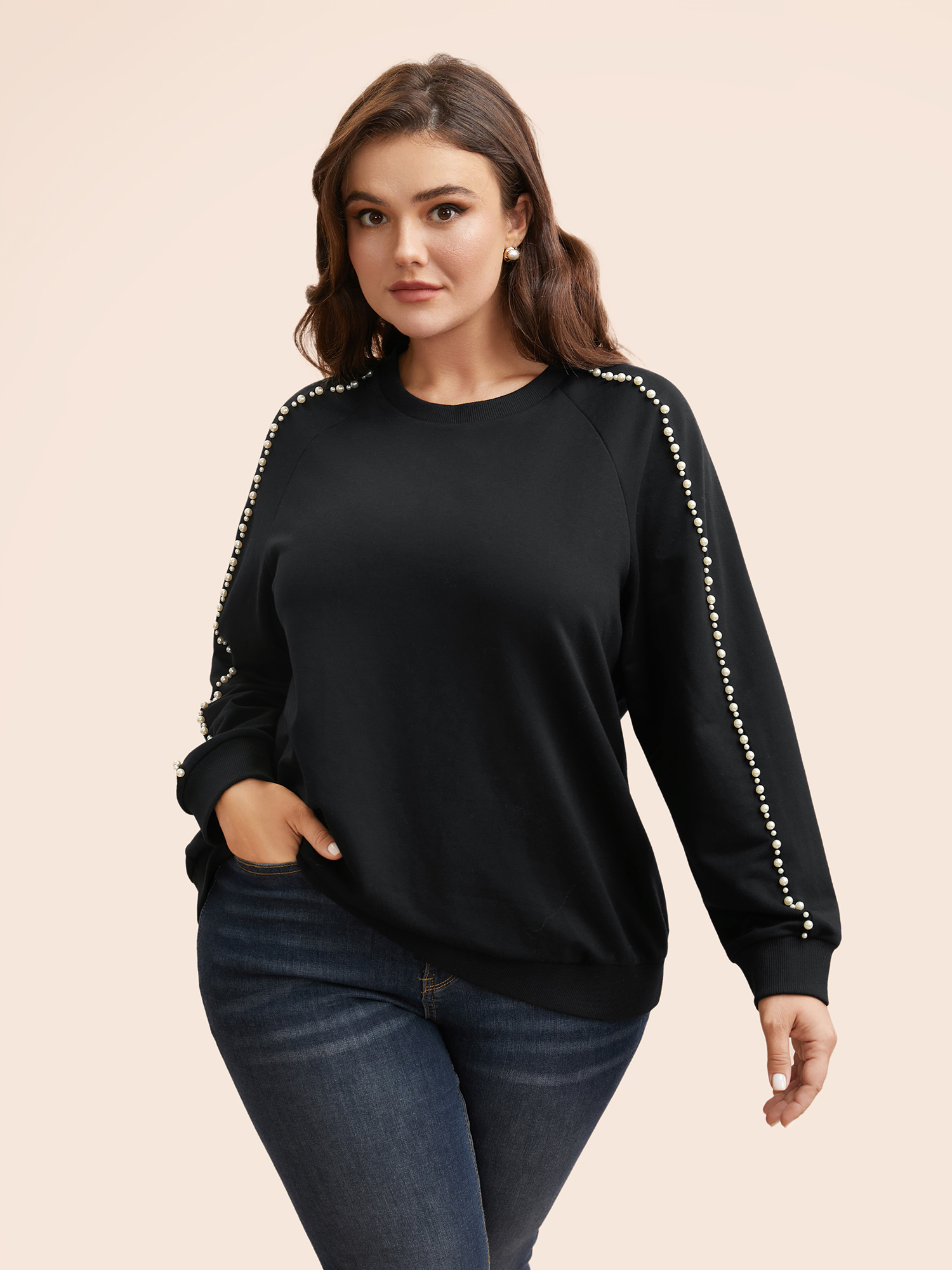 

Plus Size Crew Neck Pearl Beaded Raglan Sleeve Sweatshirt Women Black Casual Patchwork Round Neck Everyday Sweatshirts BloomChic