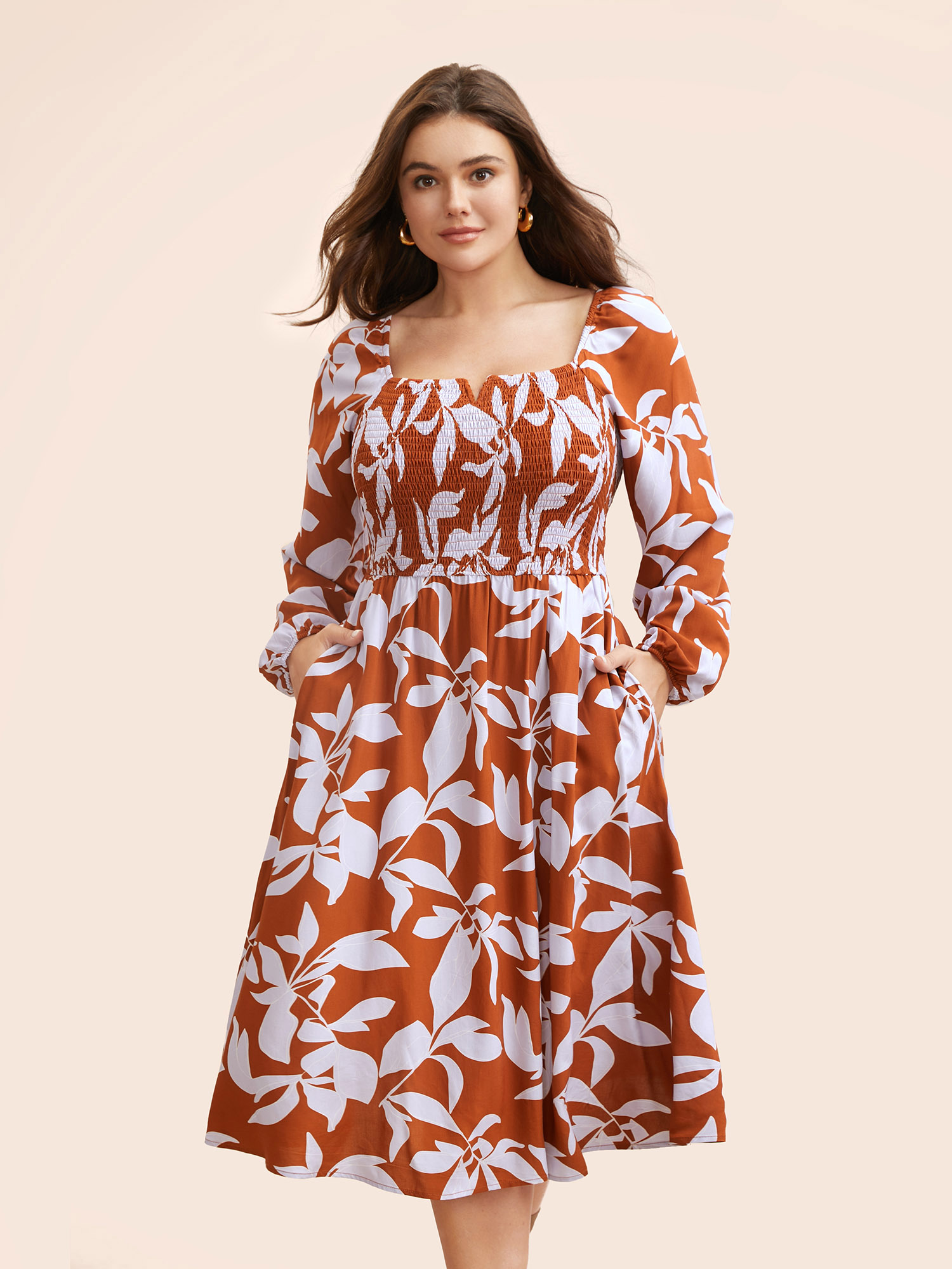 

Plus Size Silhouette Floral Print Shirred Midi Dress Rust Women Elegant Shirred Square Neck Long Sleeve Curvy BloomChic