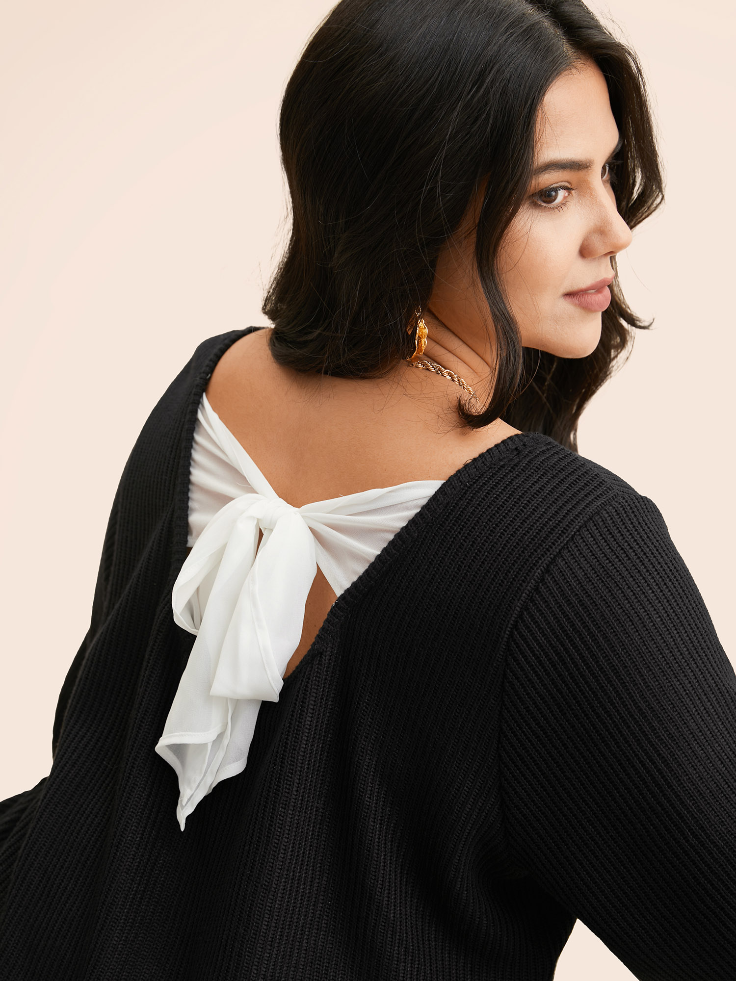 Plus Size Textured Contrast Tie Knot Sweatshirt Women Black Elegant Tie knot V-neck Everyday Sweatshirts BloomChic 18-20/2X 