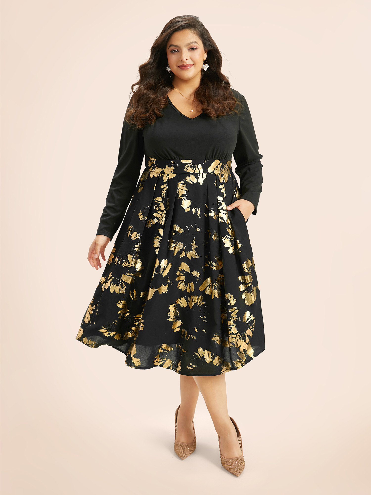Plus Size Brush Glitter Pocket Patchwork Dress Black Women Party Printed V-neck Long Sleeve Curvy Midi Dress BloomChic 26/4X 