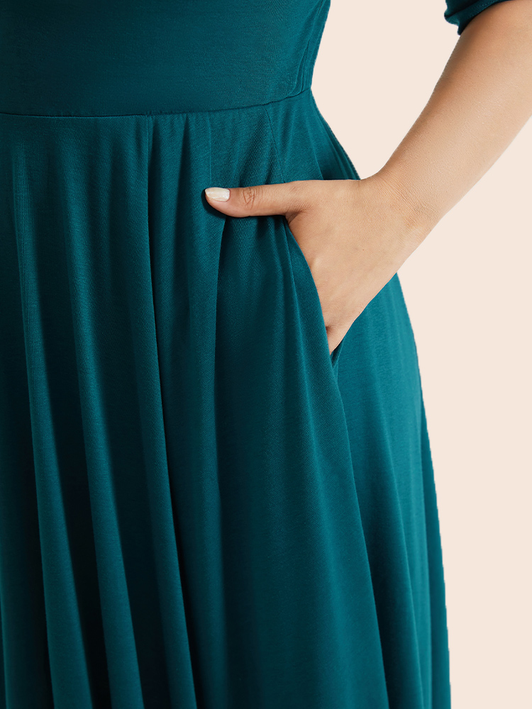 Plus Size Solid Ruched Pocket Asymmetrical Hem Dress Cerulean Women Elegant Gathered V-neck Short sleeve Curvy Midi Dress BloomChic 26/4X 