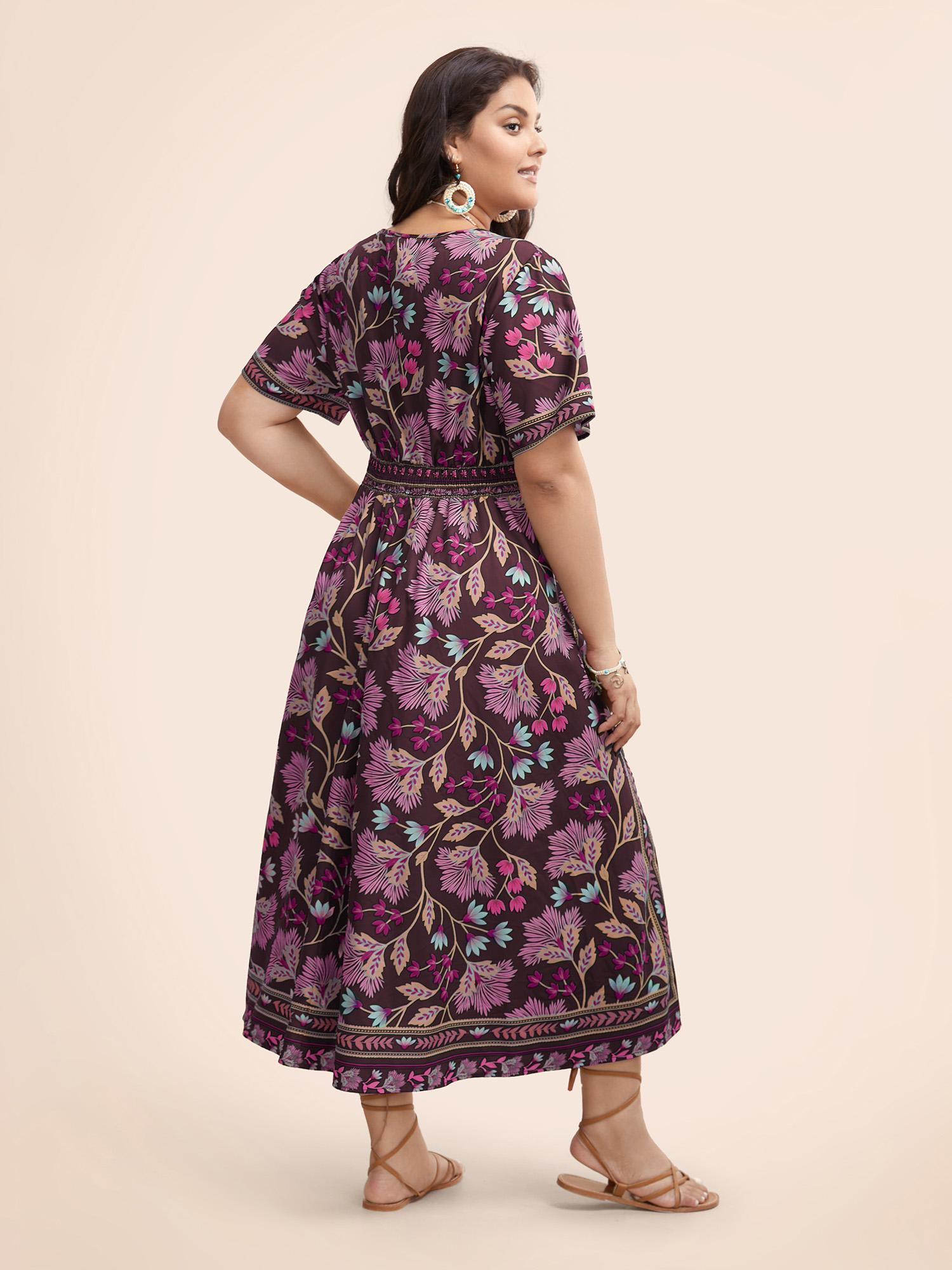 Plus Size Boho Print Shirred Pocket Midi Dress Deeppurplered Women Resort Shirred V-neck Short sleeve Curvy BloomChic 28/5X 