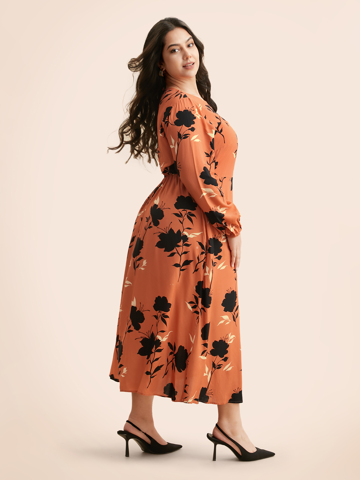Plus Size Silhouette Floral Print Lantern Sleeve Slit Hem Dress Coral Women Elegant Slit Round Neck Long Sleeve Curvy BloomChic 18-20/2X 
