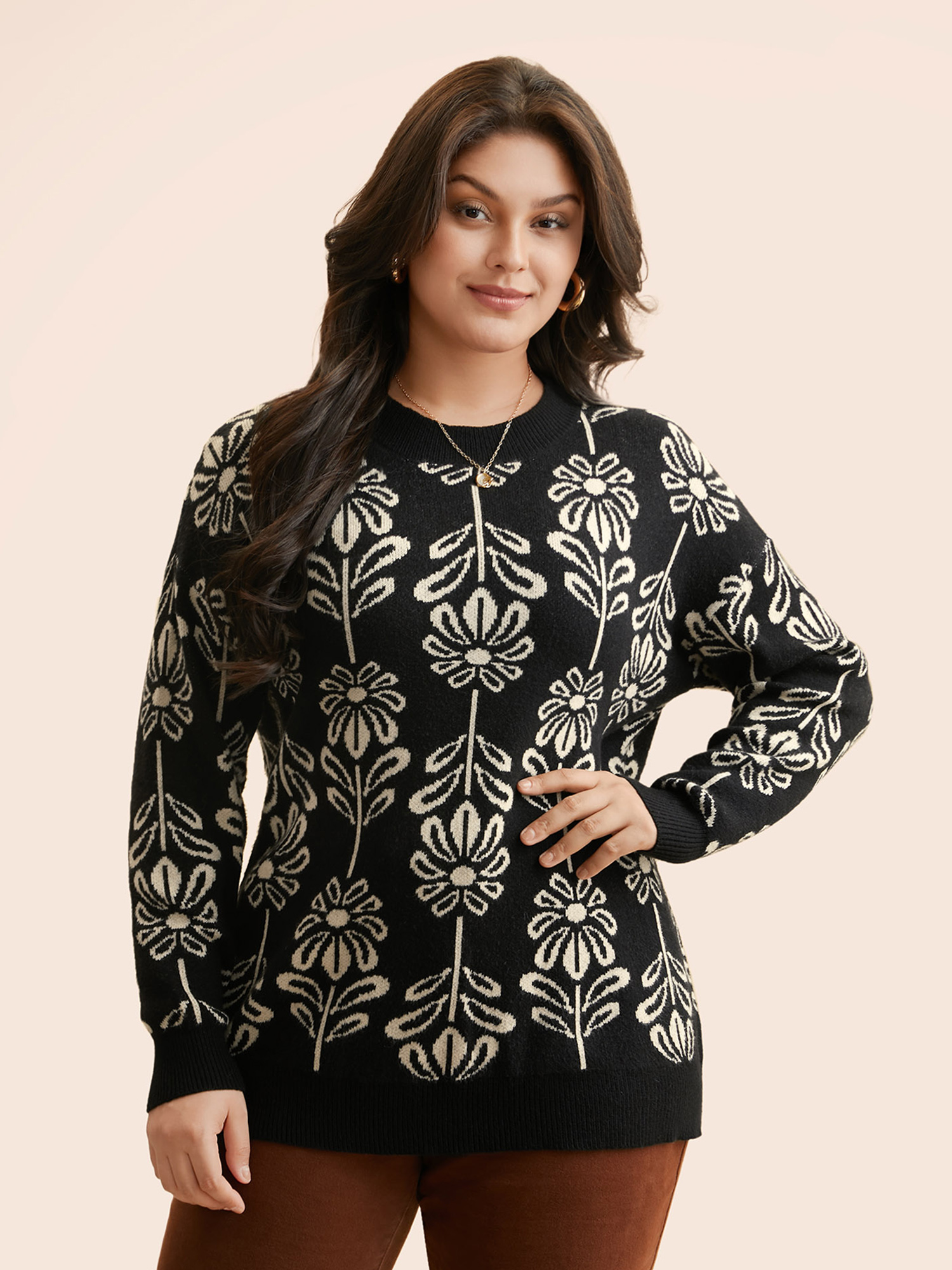 

Plus Size Supersoft Essentials Floral Crew Neck Pullover Black Women Casual Long Sleeve Round Neck Everyday Pullovers BloomChic