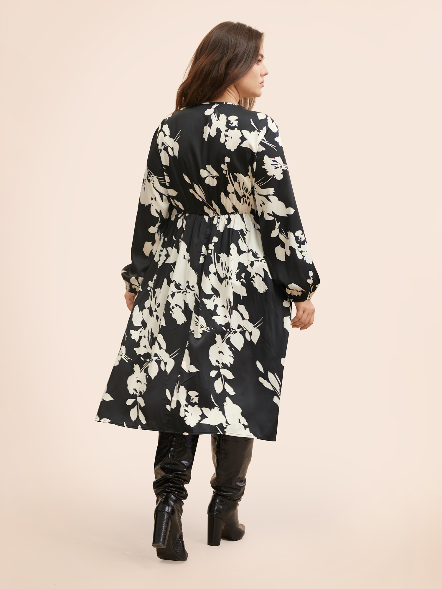 

Plus Size Overlap Collar Silhouette Floral Print Gathered Dress Black Women Elegant Slit Overlap Collar Long Sleeve Curvy BloomChic