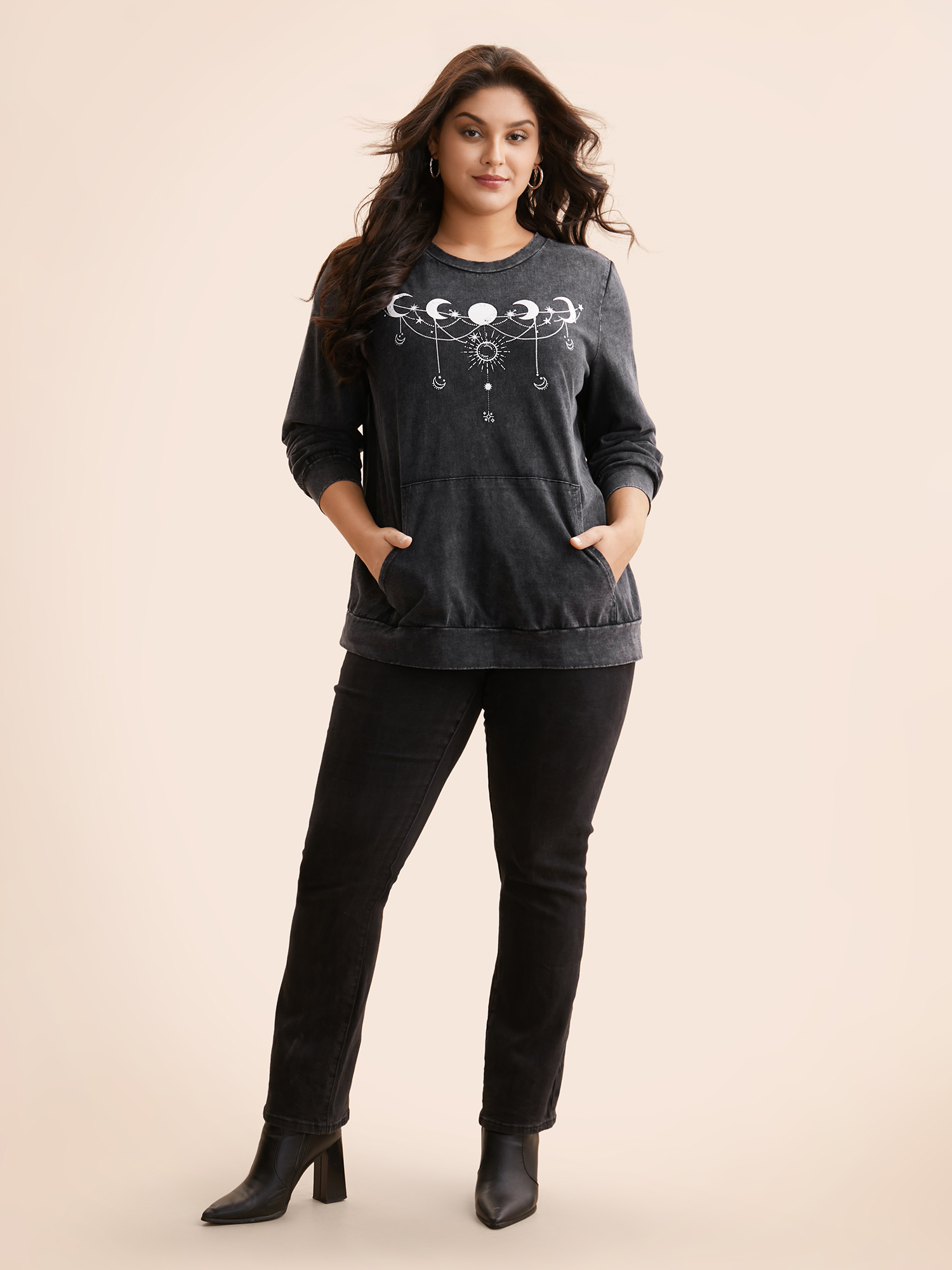 Plus Size Moon & Star Print Vintage Pocket Sweatshirt Women Acidwashblack Casual Non Hooded Everyday Sweatshirts BloomChic 22-24/3X 