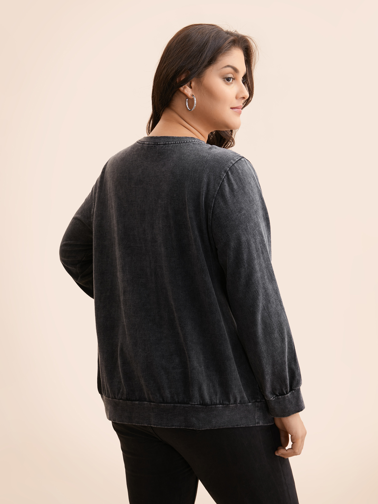 Plus Size Moon & Star Print Vintage Pocket Sweatshirt Women Acidwashblack Casual Non Hooded Everyday Sweatshirts BloomChic 22-24/3X 