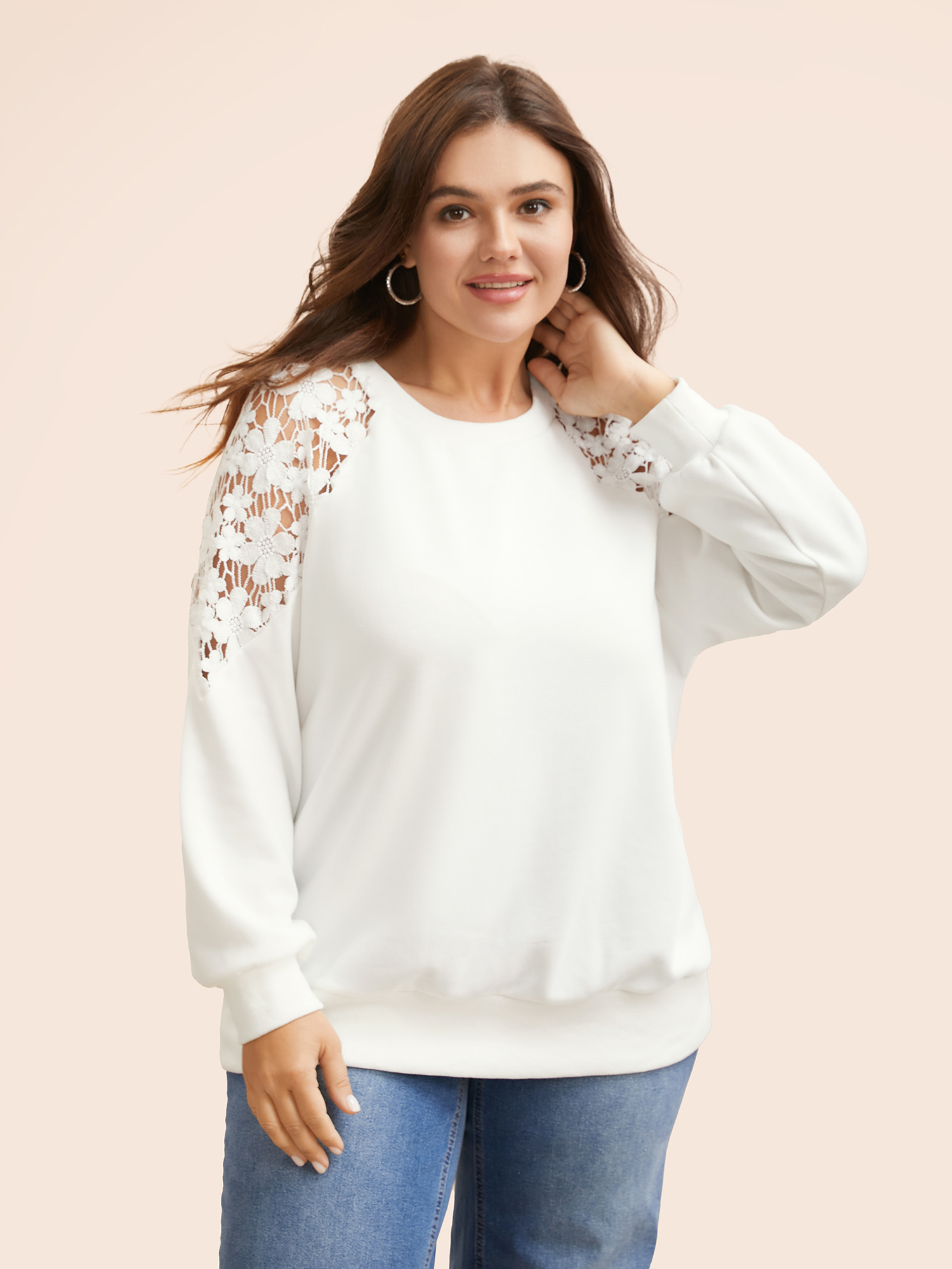 

Plus Size Round Neck Lace Patchwork Raglan Sleeve Sweatshirt Women Originalwhite Casual Patchwork Loose Round Neck Everyday Sweatshirts BloomChic