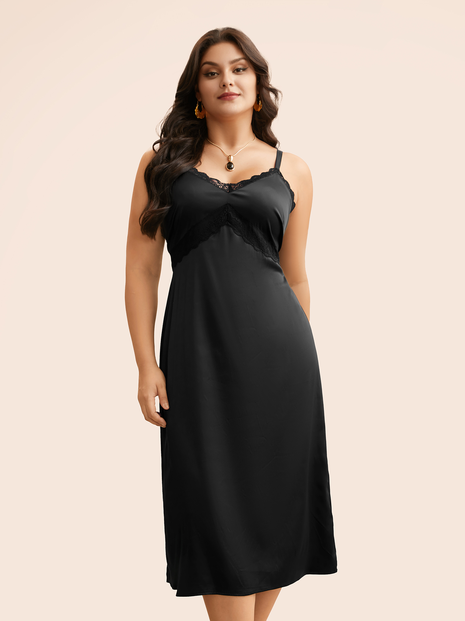 

Plus Size Lace Panel Shirred Cami Dress Black Women Elegant Woven ribbon&lace trim V-neck Sleeveless Curvy BloomChic