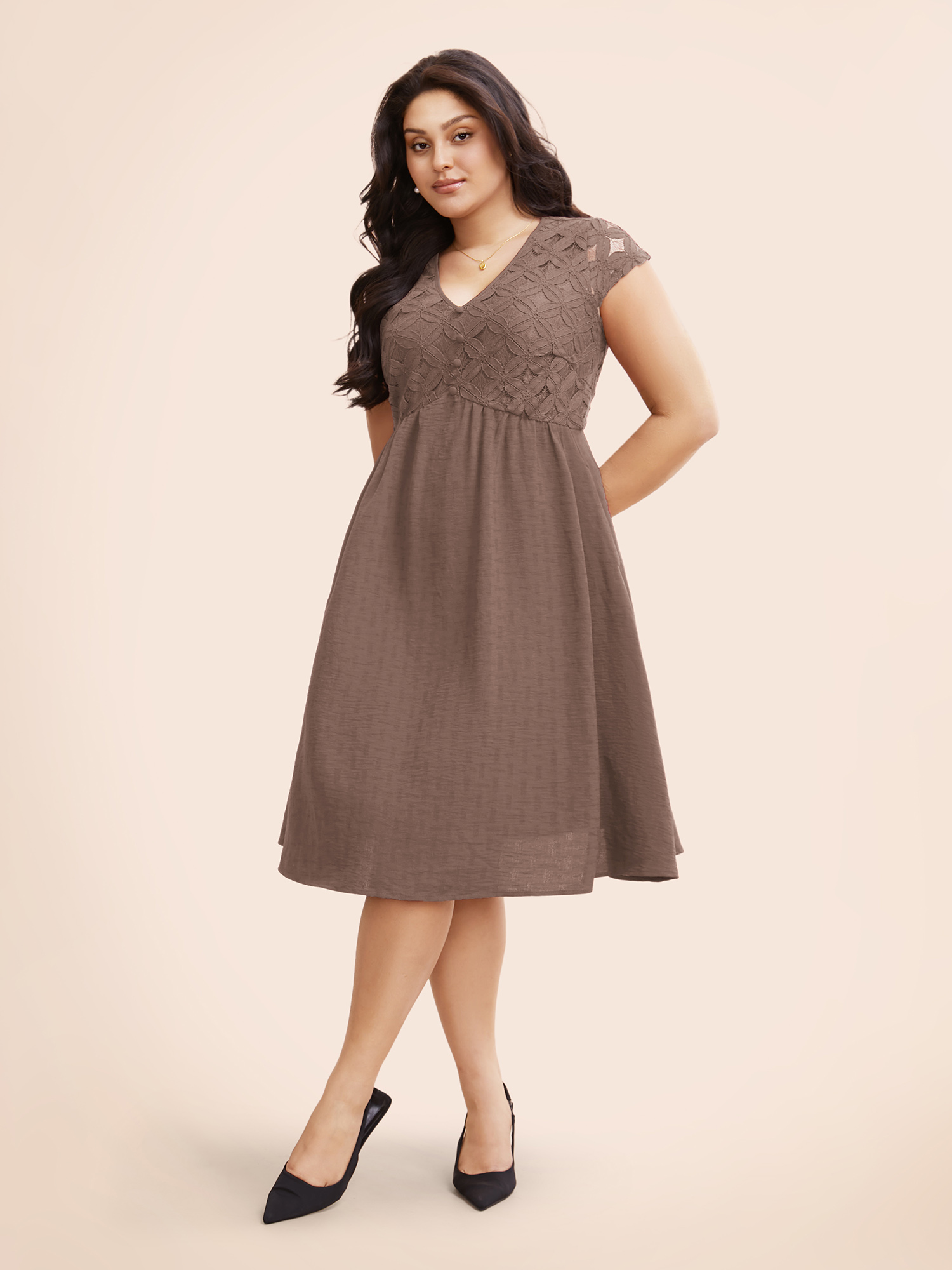 Plus Size Plain Lace Panel Cap Sleeve Dress Dirtypink Women Elegant Texture V-neck Cap Sleeve Curvy BloomChic 12/L 