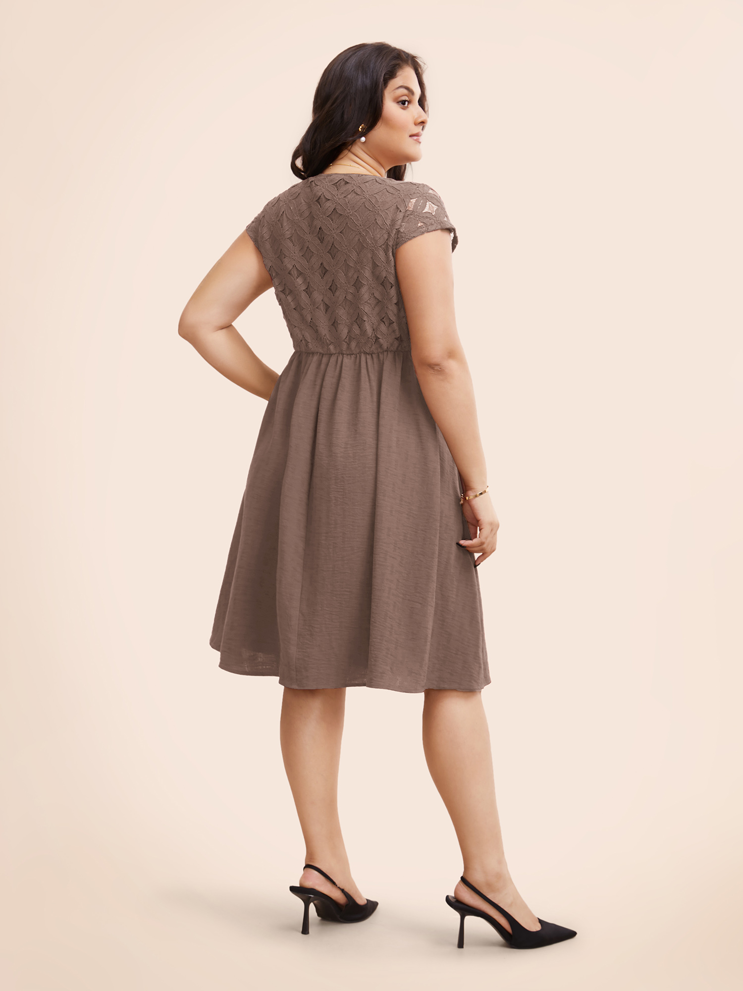 Plus Size Plain Lace Panel Cap Sleeve Dress Dirtypink Women Elegant Texture V-neck Cap Sleeve Curvy BloomChic 12/L 