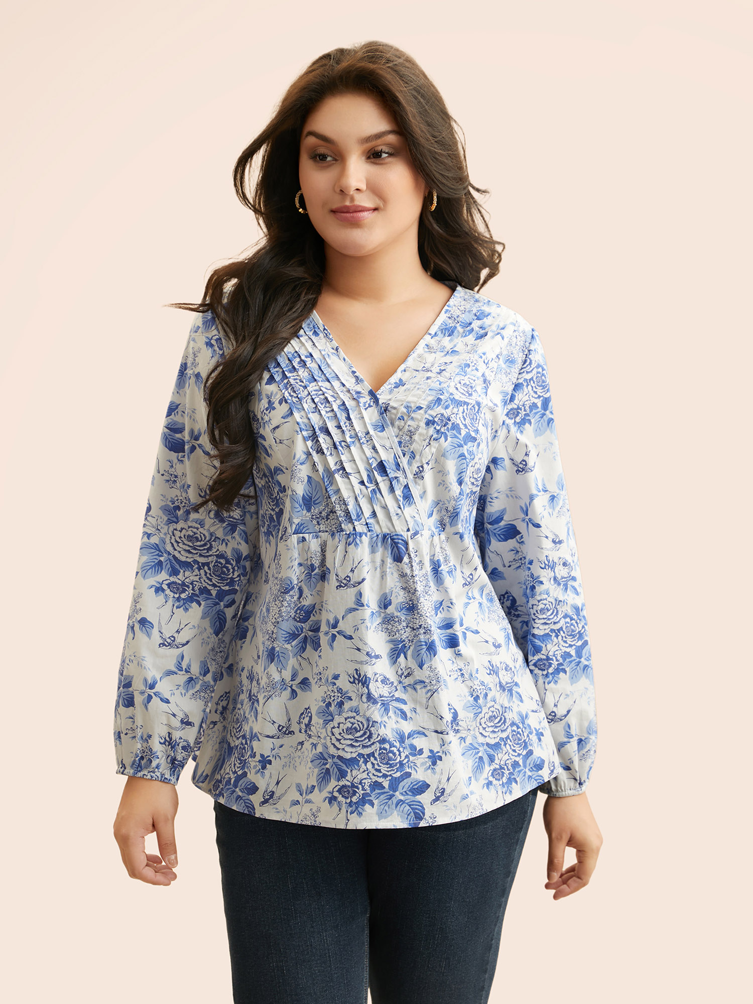 

Plus Size Originalwhite Cotton Floral Pleated Lantern Sleeve Blouse Women Elegant Long Sleeve V-neck Everyday Blouses BloomChic