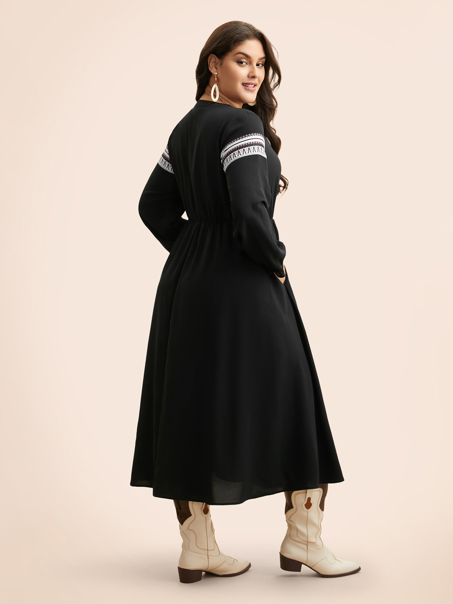Plus Size Bandana Tie Knot Lantern Sleeve Dress Black Women Resort Woven ribbon&lace trim Flat collar with V-notch Long Sleeve Curvy BloomChic 28/5X 