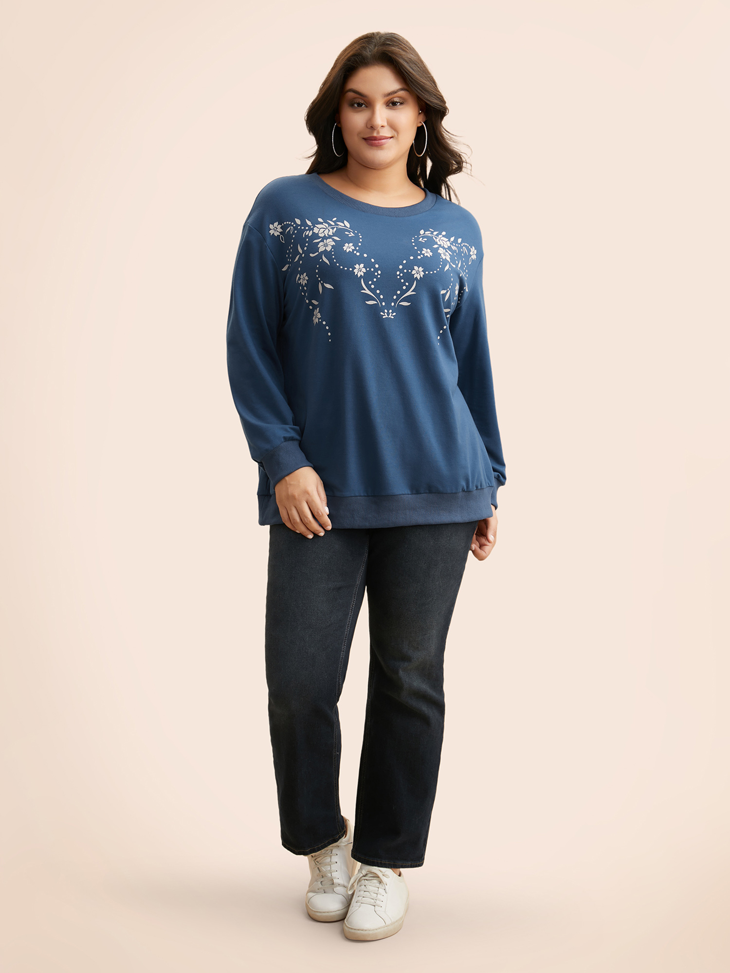Plus Size Floral Print Drop Shoulder Sleeve Sweatshirt Women Navy Casual Patchwork Loose Round Neck Everyday Sweatshirts BloomChic 18-20/2X 