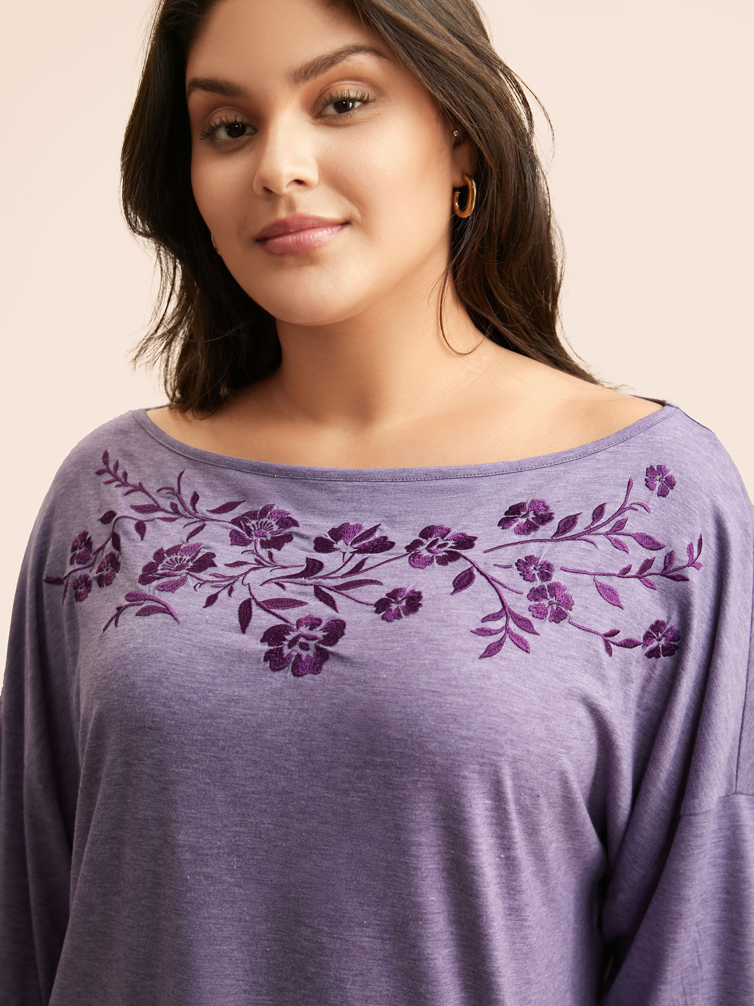 

Plus Size Boat Neck Floral Embroidered T-shirt Heather Boat Neck Long Sleeve Casual Jersey Tops