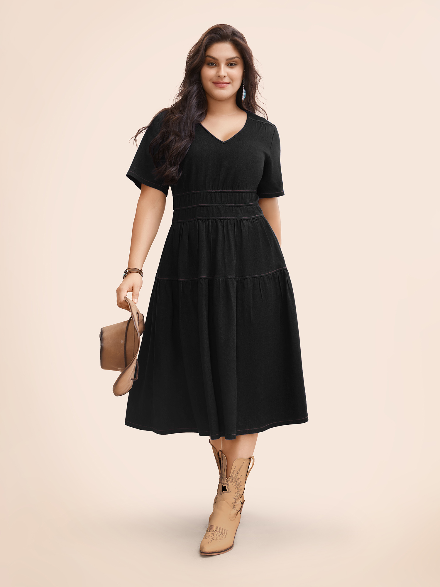 Plus Size Stretch Denim Pockets Tiered Midi Dress Pureblack Women Resort Topstitching V-neck Short sleeve Curvy BloomChic 30/6X 