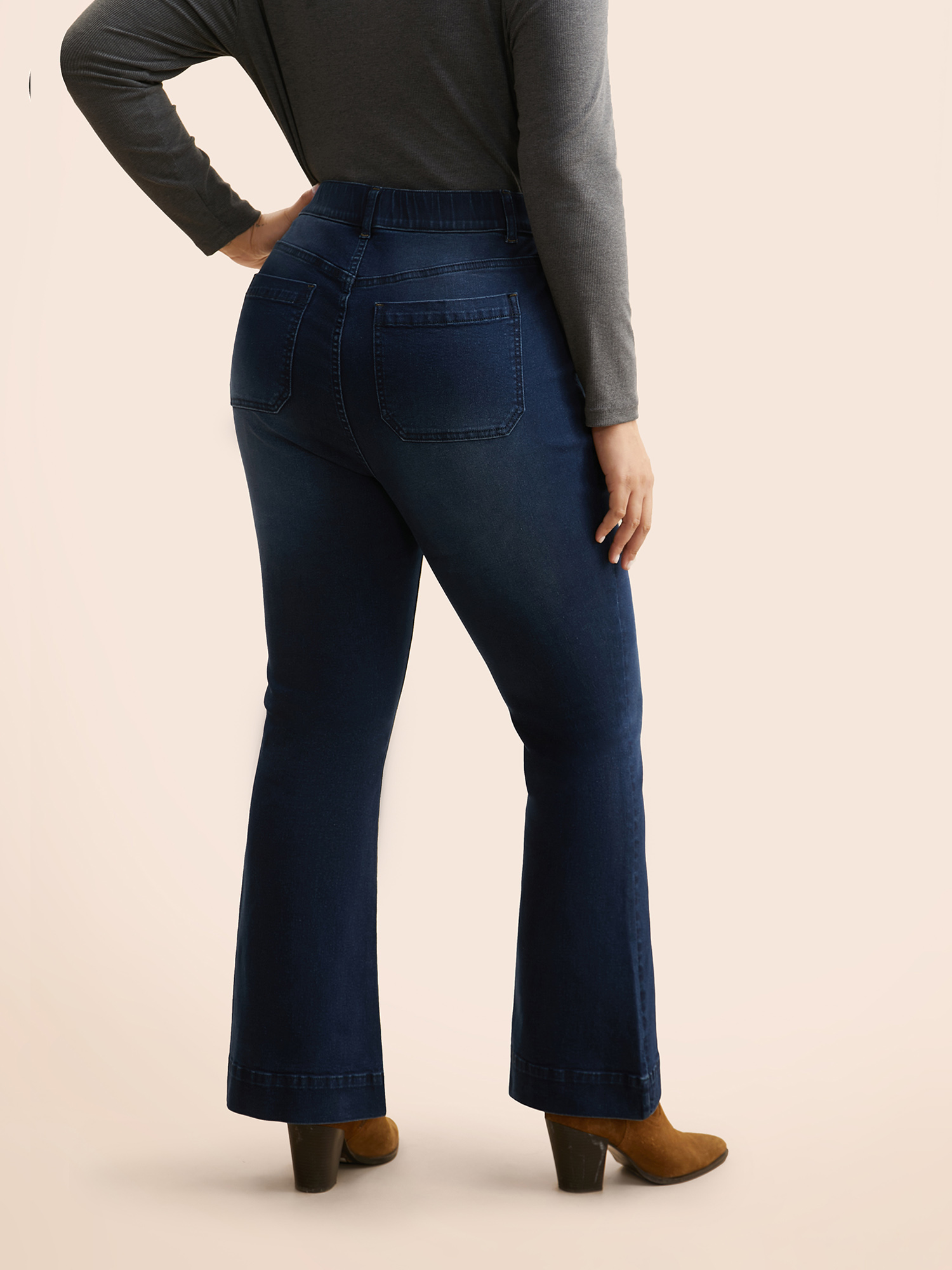 

Plus Size Dark Wash Patch Pocket Bootcut Jeans Women Denimindigo Casual Non Medium stretch Patch pocket Jeans BloomChic