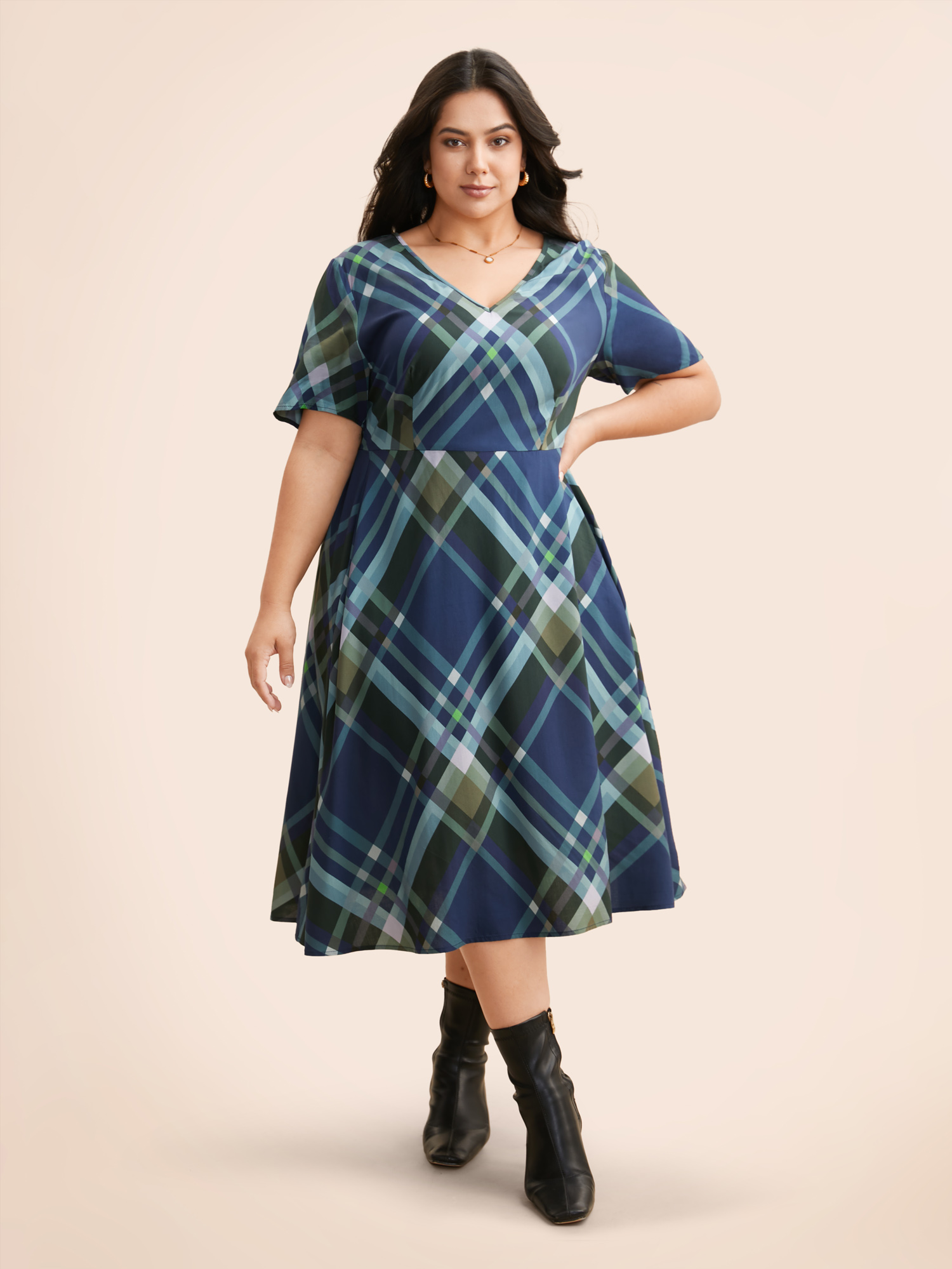 

Plus Size V Neck Plaid Ruffle Sleeve Dress DarkBlue Women Casual Contrast V-neck Short sleeve Curvy BloomChic