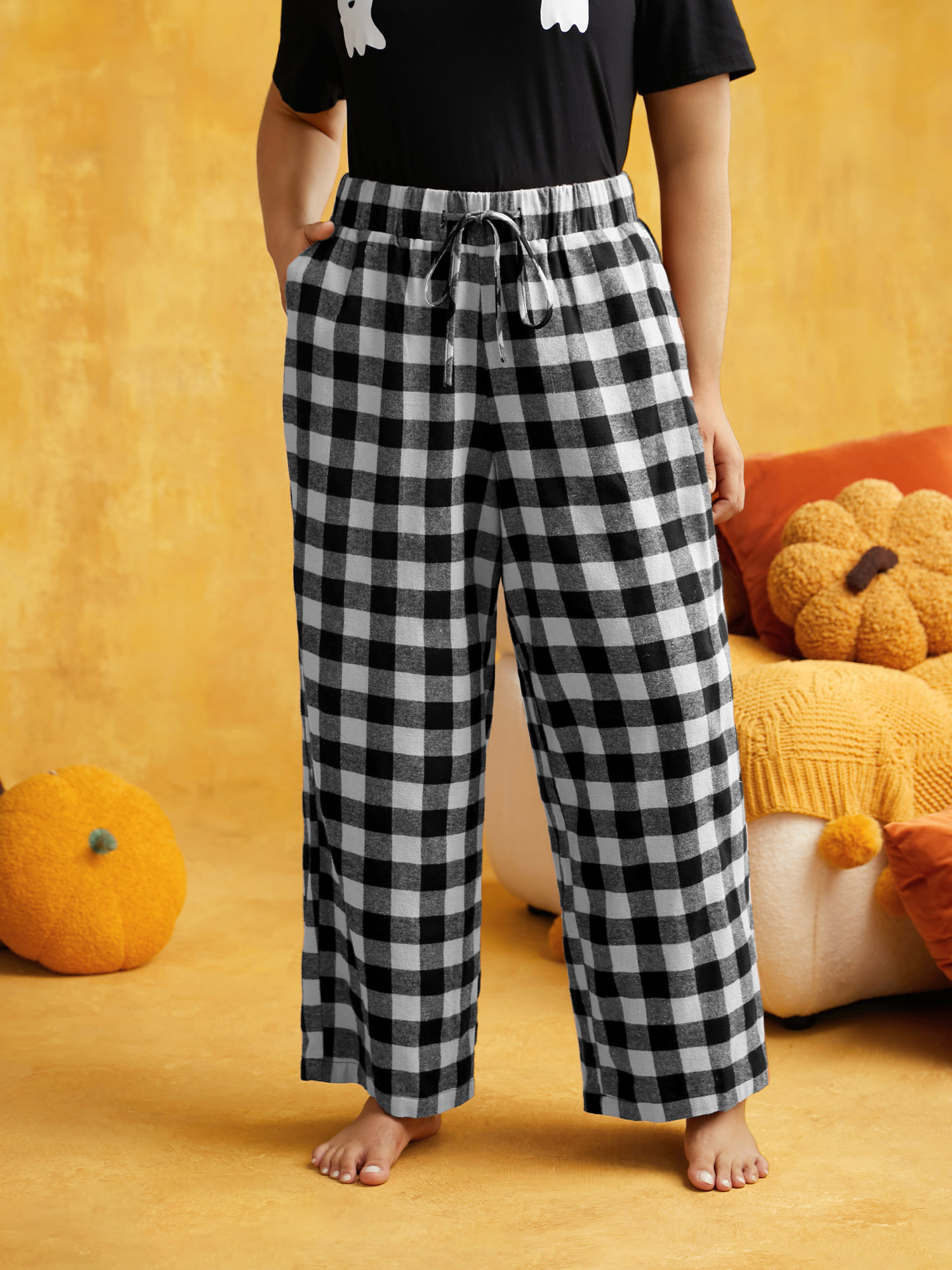 

Plus Size Elastic Waist Plaid Lounge Bottoms Black  Bloomchic