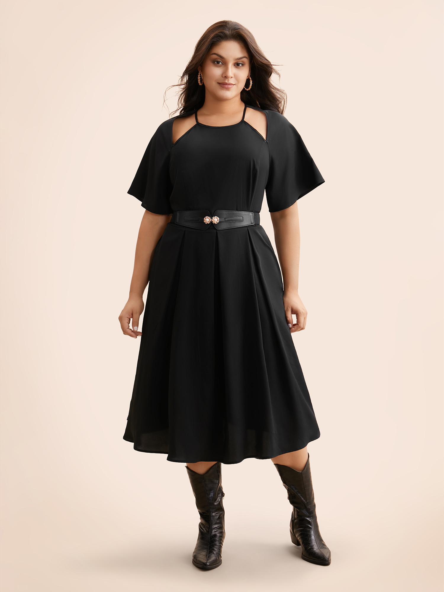 

Plus Size Plain Shirred Cut Out Pleated Dress Black Women Elegant Pleated Round Neck Short sleeve Curvy BloomChic