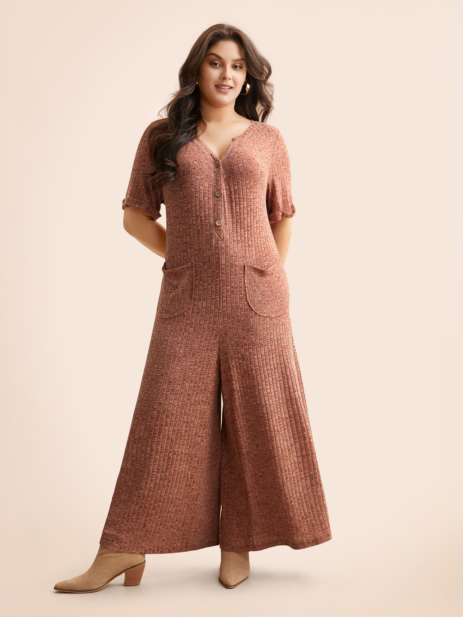 

Plus Size Burgundy Texture Button Up Patch Pocket Jumpsuit Women Casual Half Sleeve Flat collar with V-notch Everyday Loose Jumpsuits BloomChic