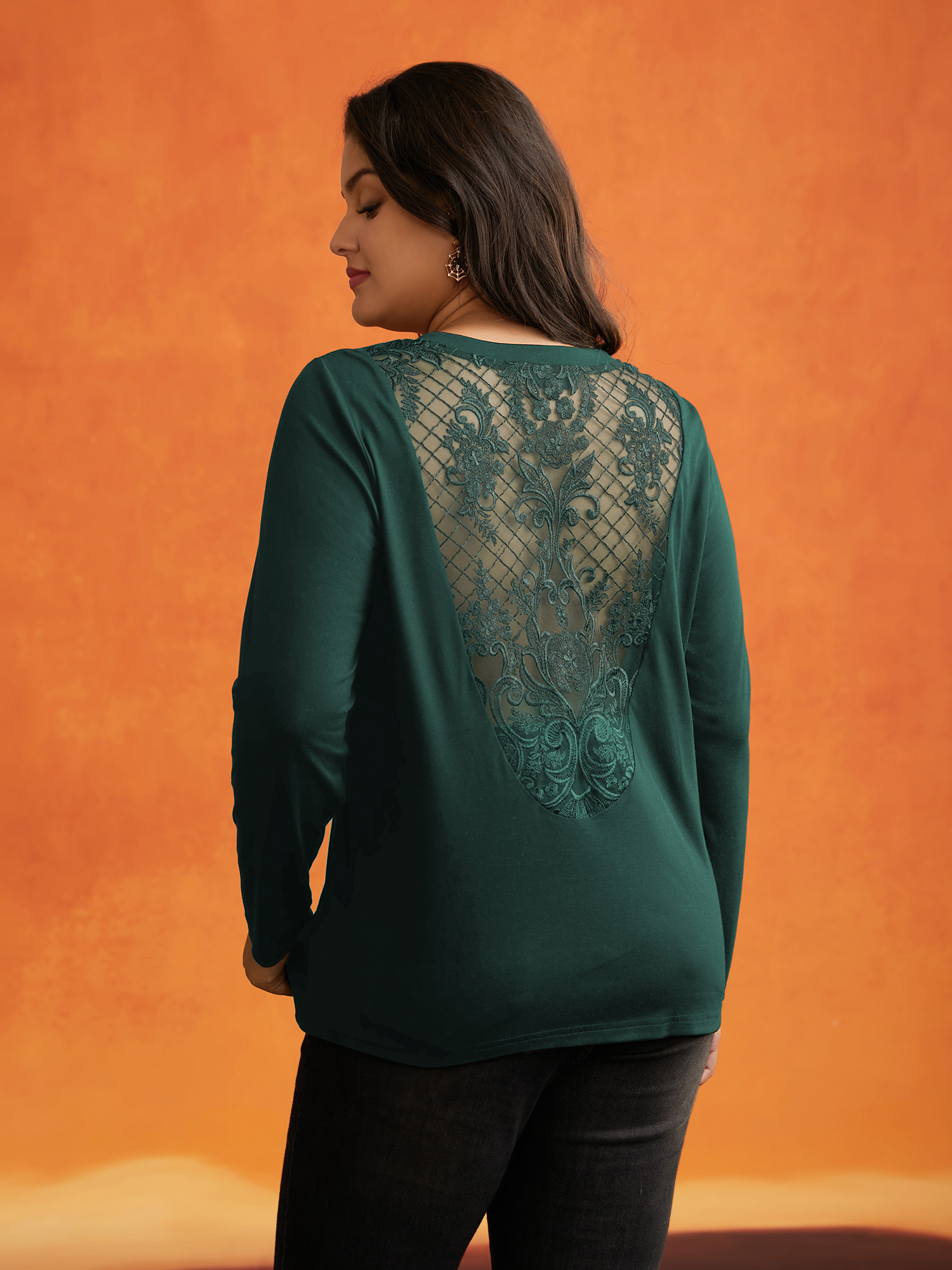 

Plus Size Hollow Mesh Back Slim-Fit T-shirt DarkGreen Round Neck Long Sleeve Elegant Jersey Tops