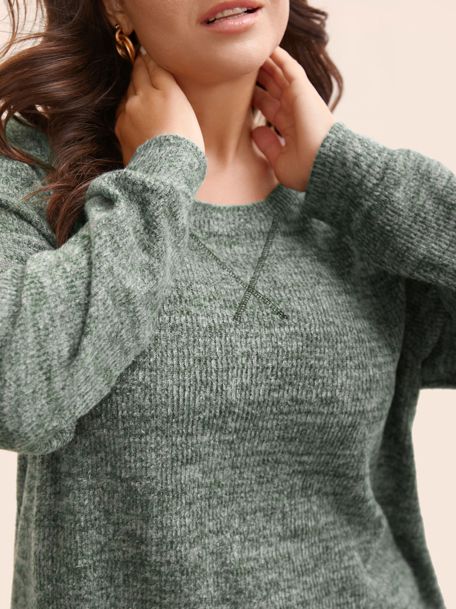 

Plus Size Solid Heather Round Neck Stitch Sweatshirt Women DarkGreen Casual Topstitching Round Neck Everyday Sweatshirts BloomChic