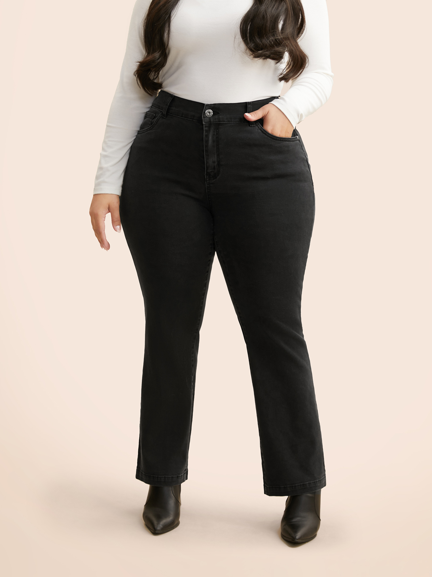 

Plus Size Mid Rise Dark Wash Bootcut Jeans Women Denimcharcoal Casual Non Medium stretch Slanted pocket Jeans BloomChic