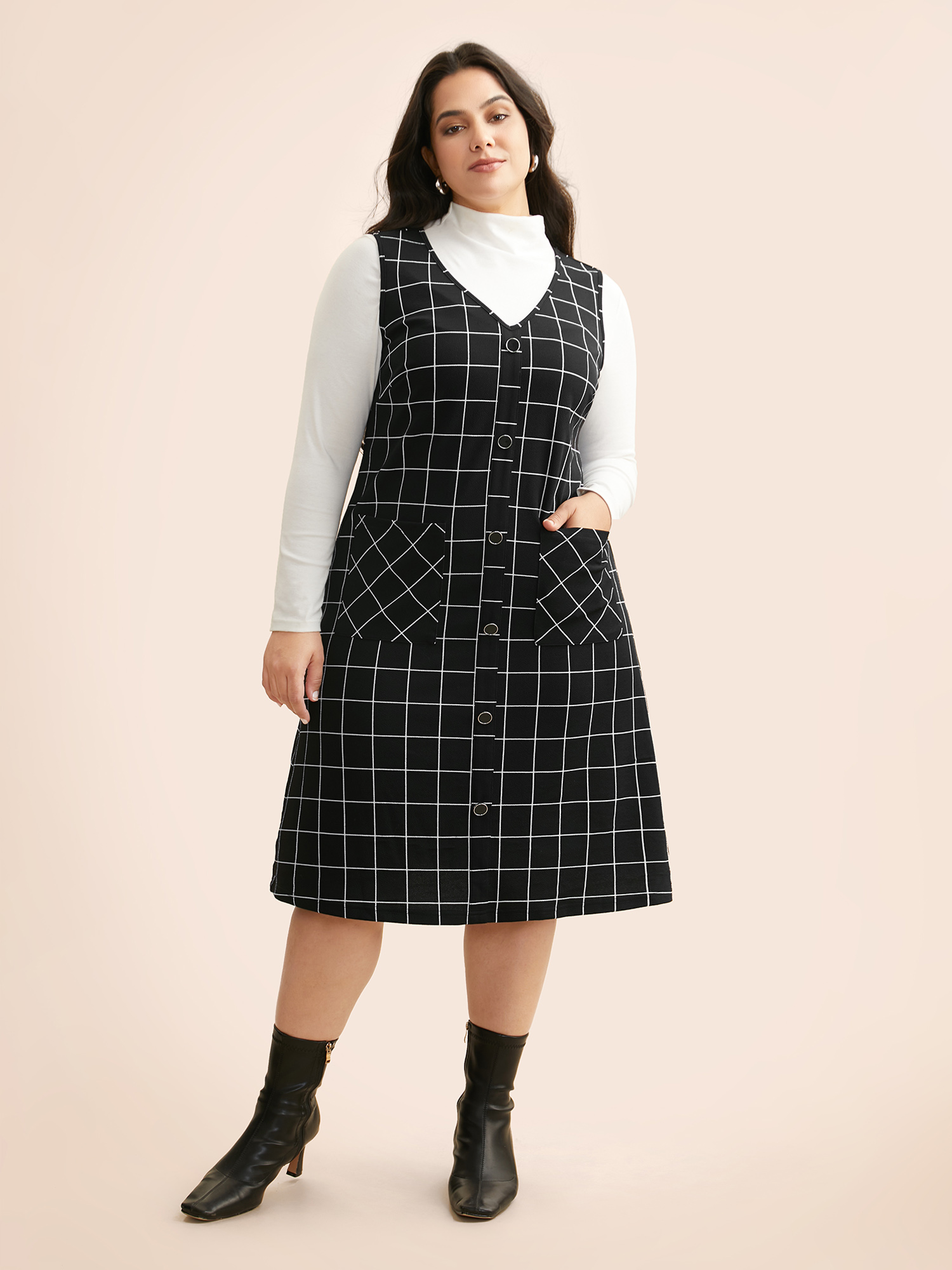 Plus Size Plaid V Neck Button Detail Dress Black Women Casual Button V-neck Sleeveless Curvy BloomChic 12/L 