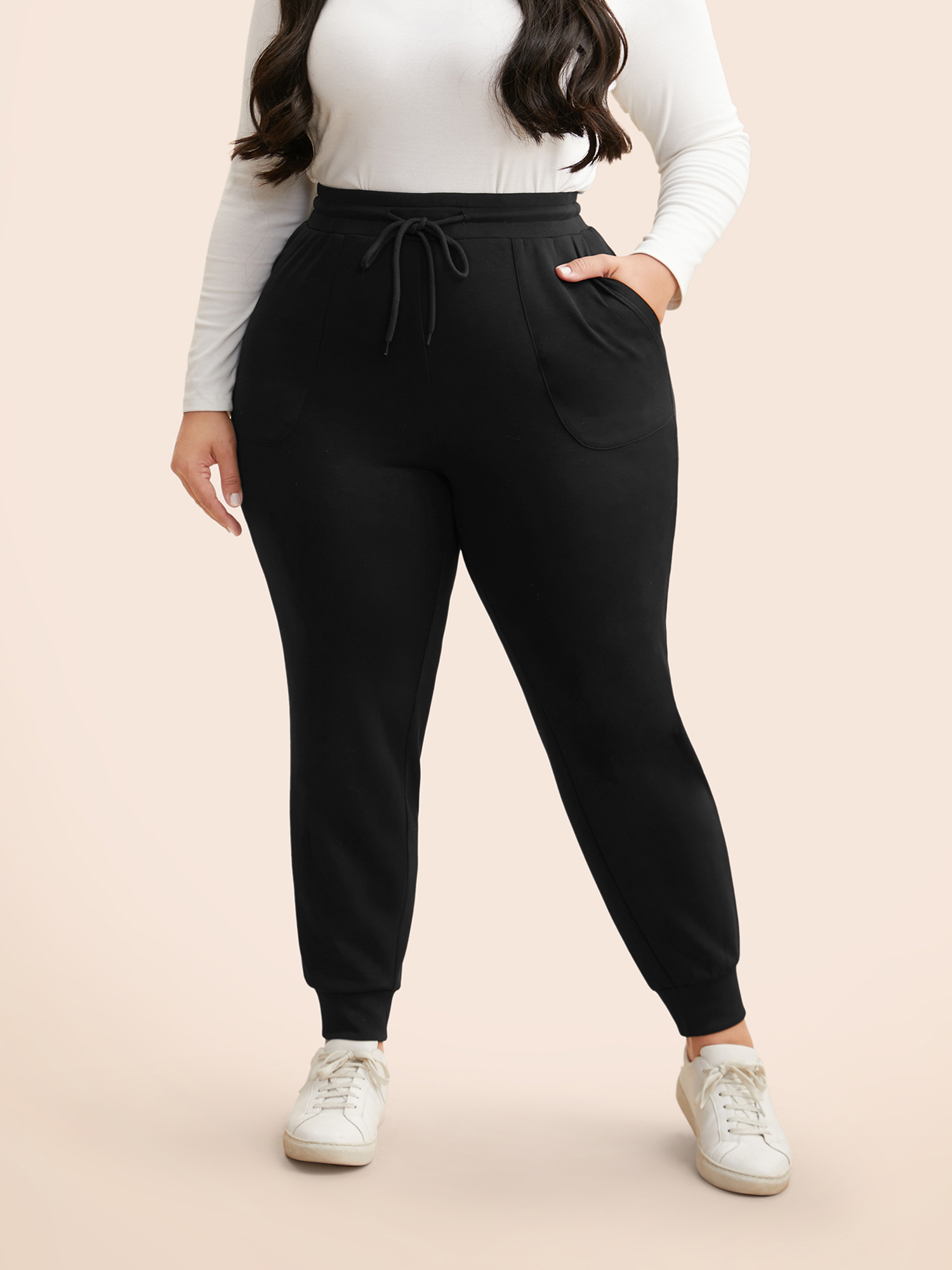 

Plus Size Plain Drawstring Medium Stretch Pants Women Black Casual Mid Rise Everyday Pants BloomChic