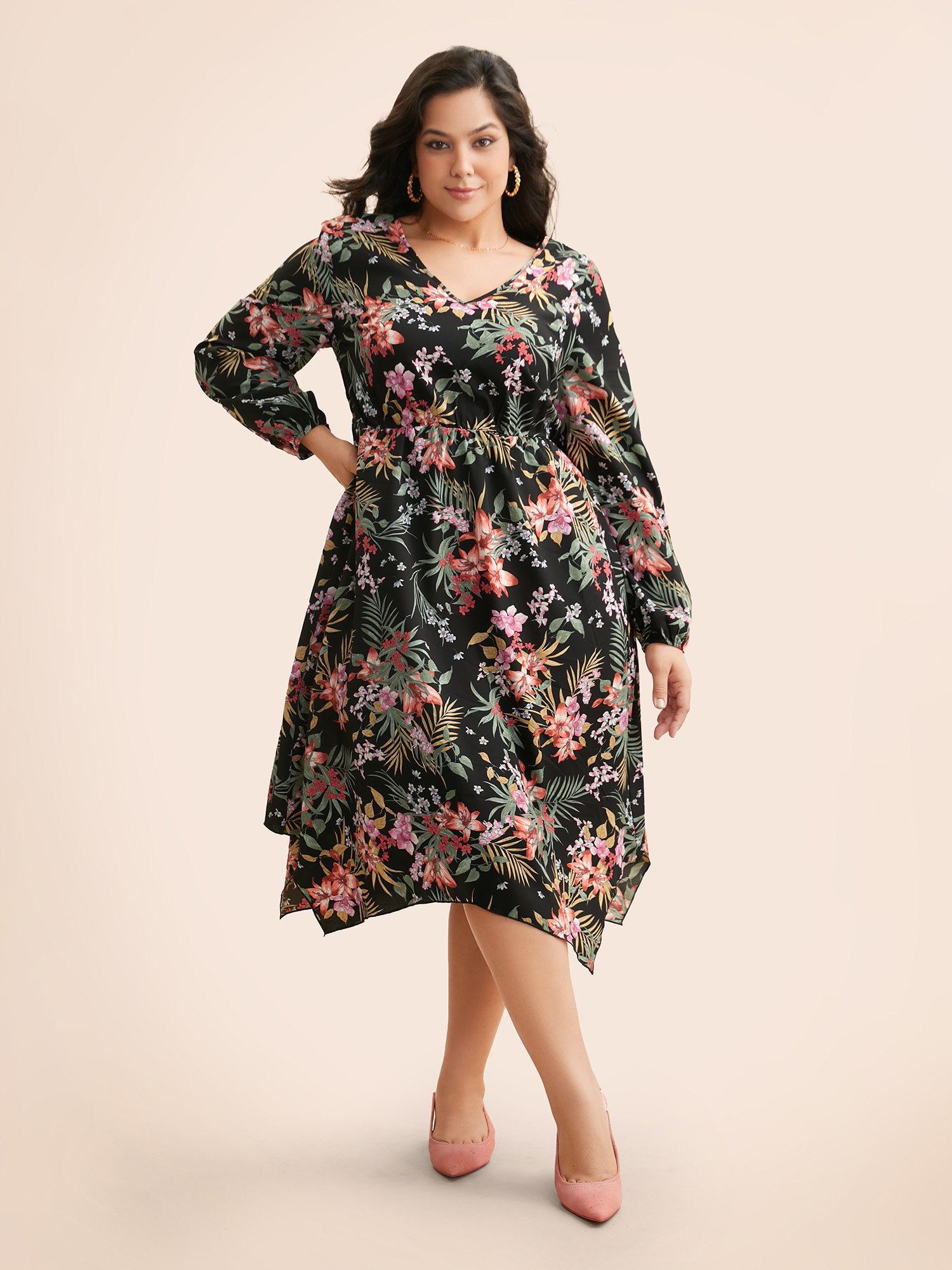 

Plus Size V Neck Floral Asymmetrical Hem Dress Black Women Elegant Asymmetrical V-neck Long Sleeve Curvy BloomChic