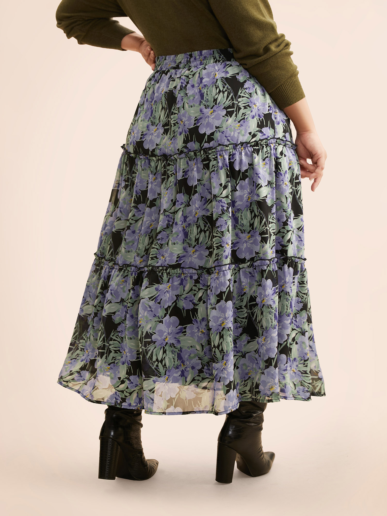 

Plus Size Floral Ruffle Layered Hem Skirt Women BlackFlower Elegant No stretch Slanted pocket Everyday Skirts BloomChic