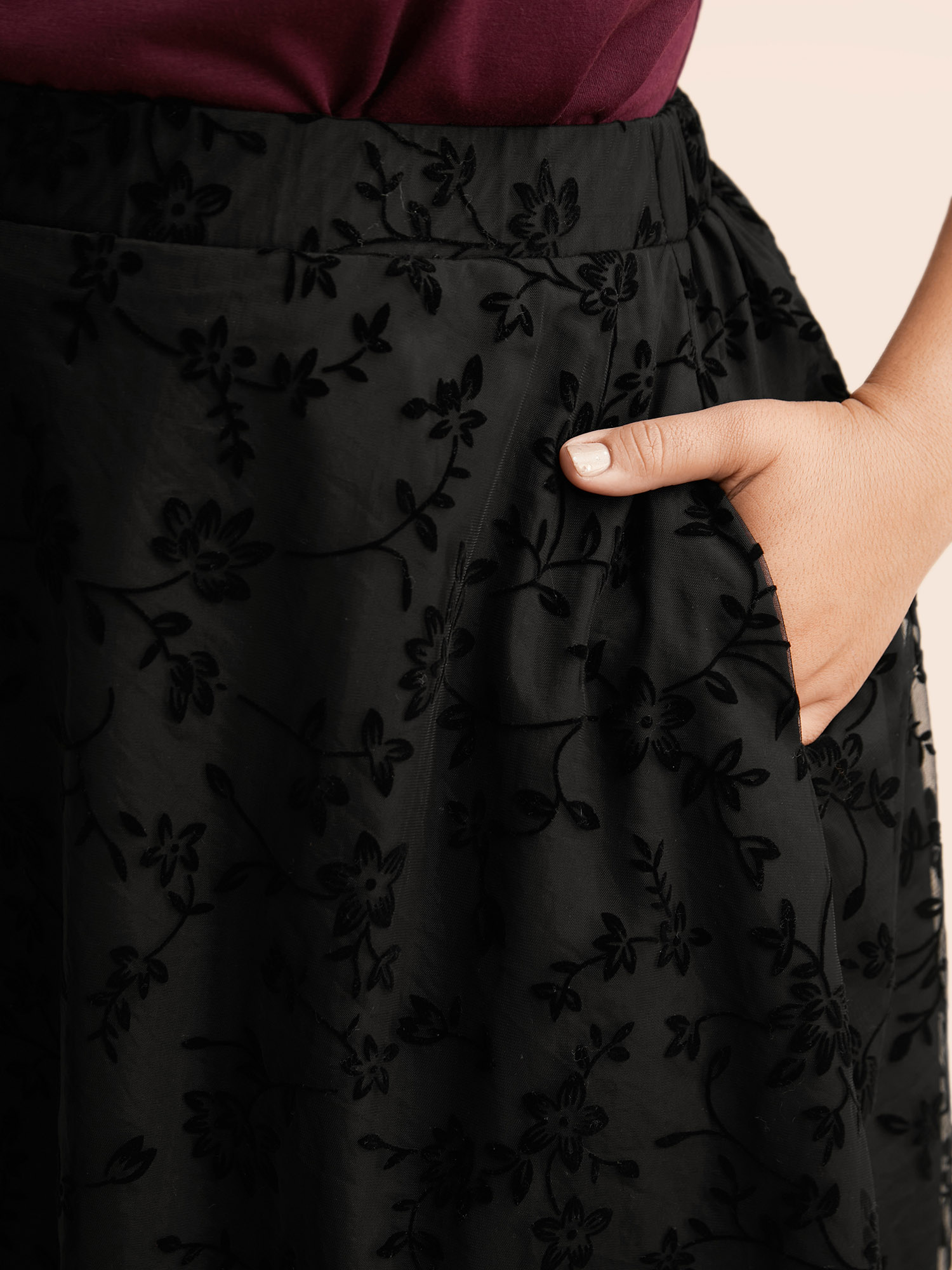 Plus Size Floral Embroidered Mesh Pocket Skirt Women Black Elegant No stretch Slanted pocket Everyday Skirts BloomChic 30/6X 