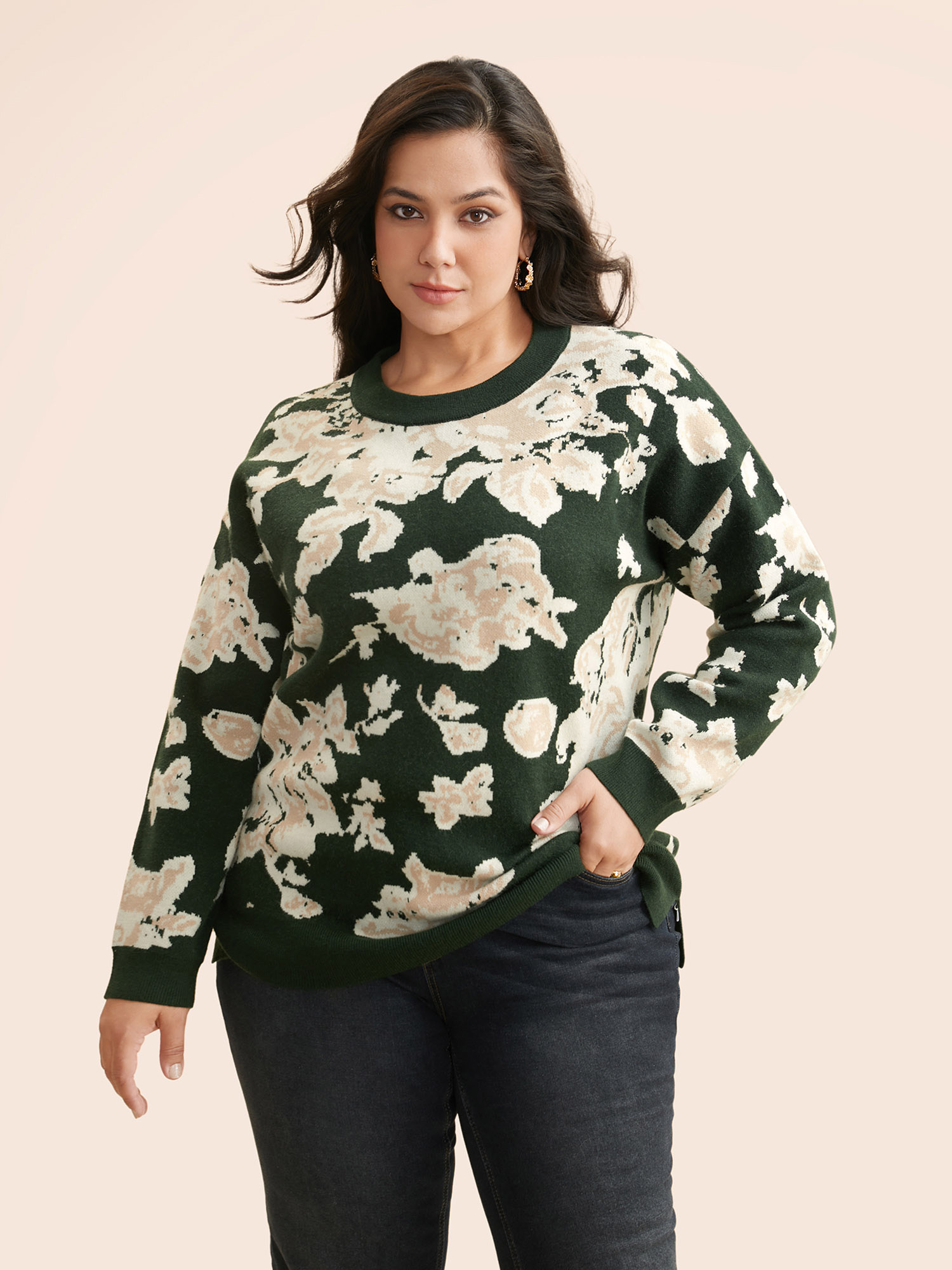 

Plus Size Supersoft Essentials Silhouette Floral Print Pullover DarkGreen Women Casual Loose Long Sleeve Round Neck Everyday Pullovers BloomChic