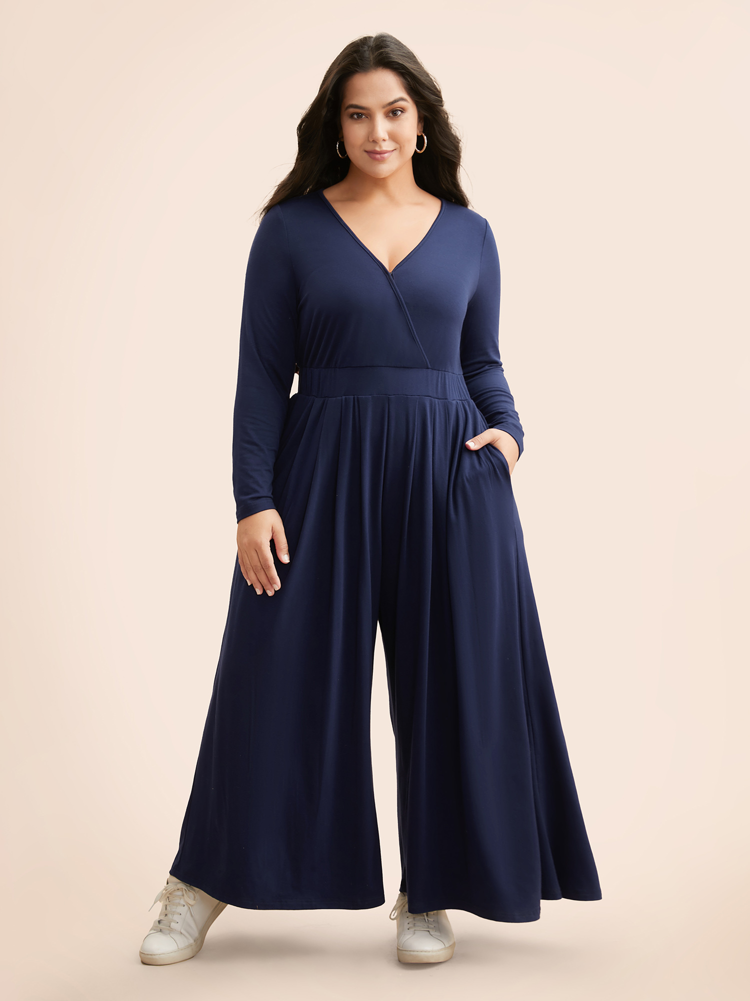 

Plus Size Navy Supersoft Essentials Pleated Jumpsuit Women Basics Long Sleeve V-neck Everyday Loose Jumpsuits BloomChic