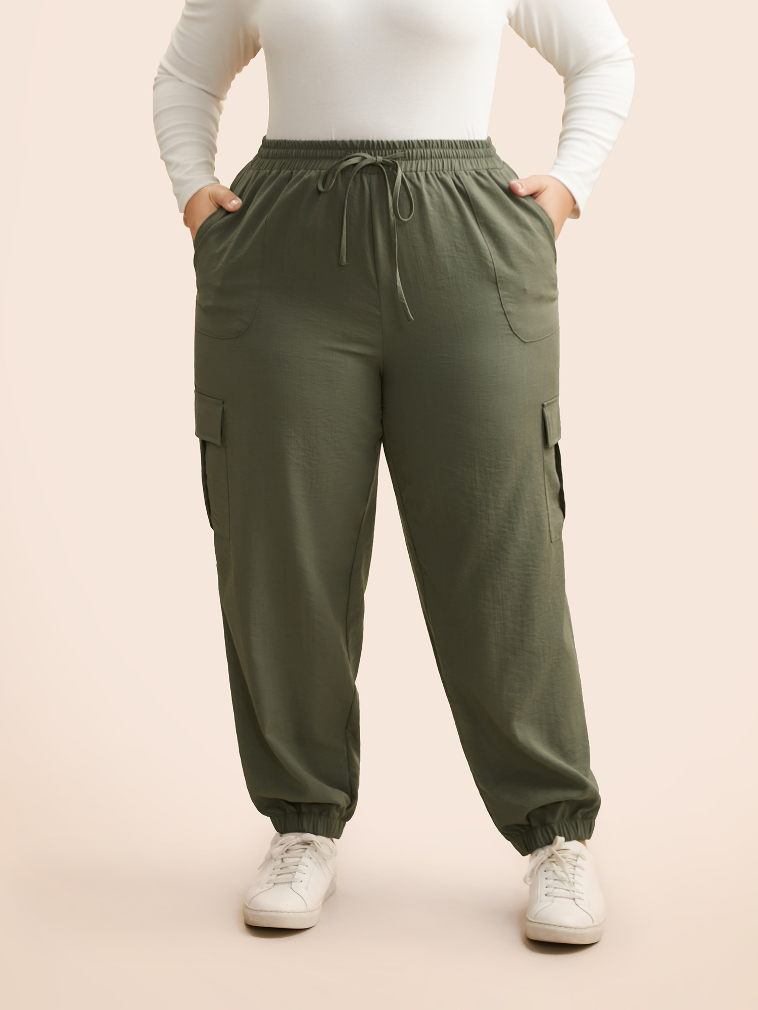 

Plus Size Mid Rise Patched Pocket Drawstring Pants Women ArmyGreen Casual Mid Rise Everyday Pants BloomChic