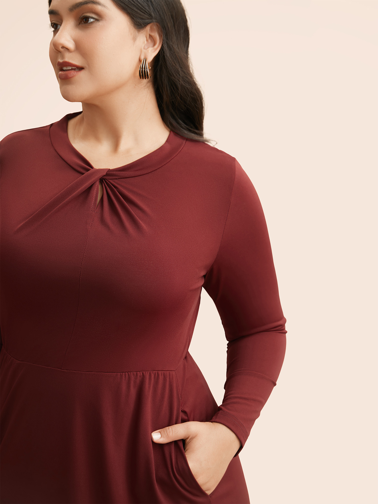 

Plus Size Plain Twist Neck Midi Dress Burgundy Women At the Office Twist Asymmetrical Neck Long Sleeve Curvy BloomChic