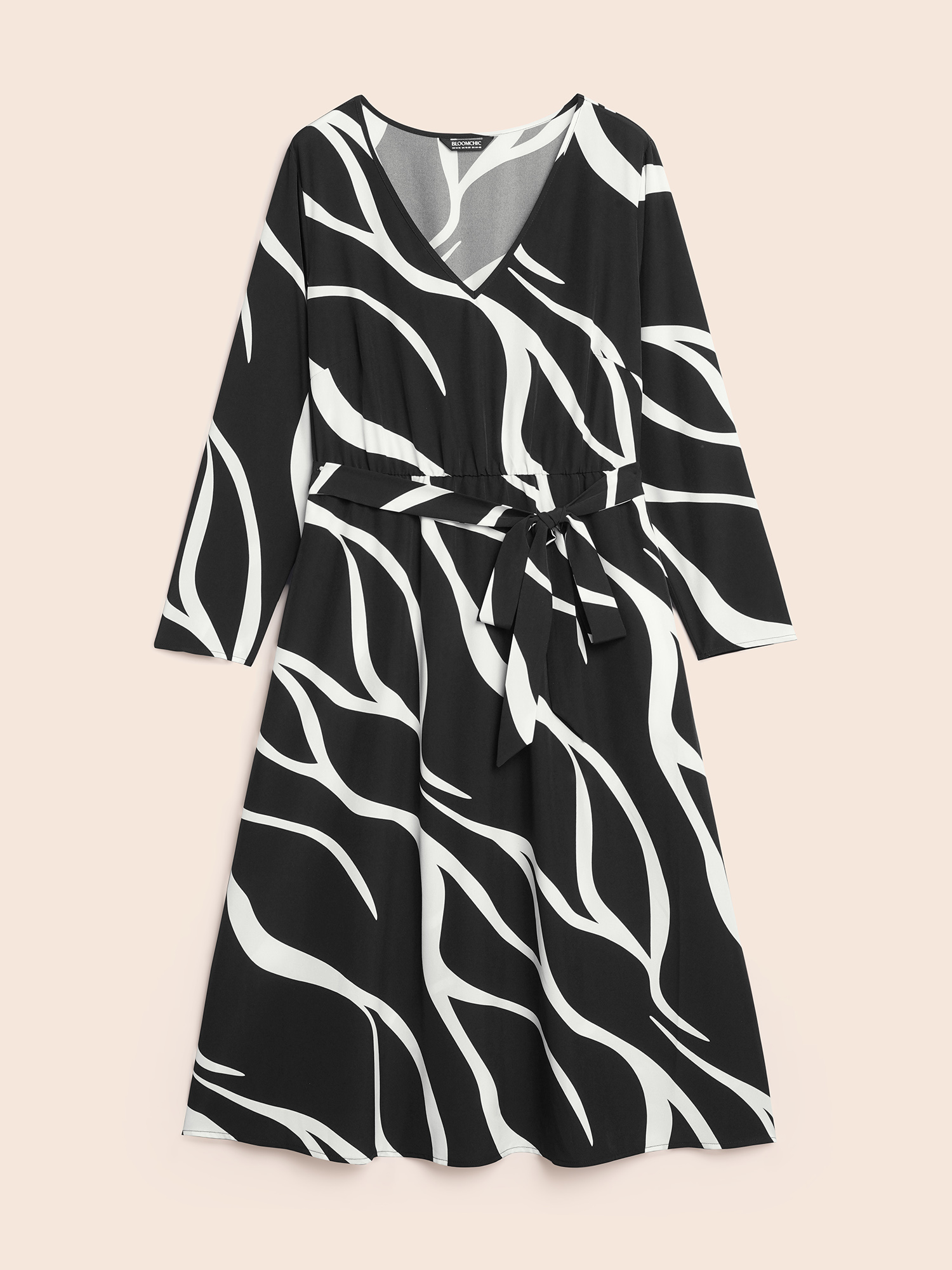 Plus Size V Neck Geometric Belted Dress Black Women At the Office Belted V-neck Long Sleeve Curvy BloomChic 30/6X 