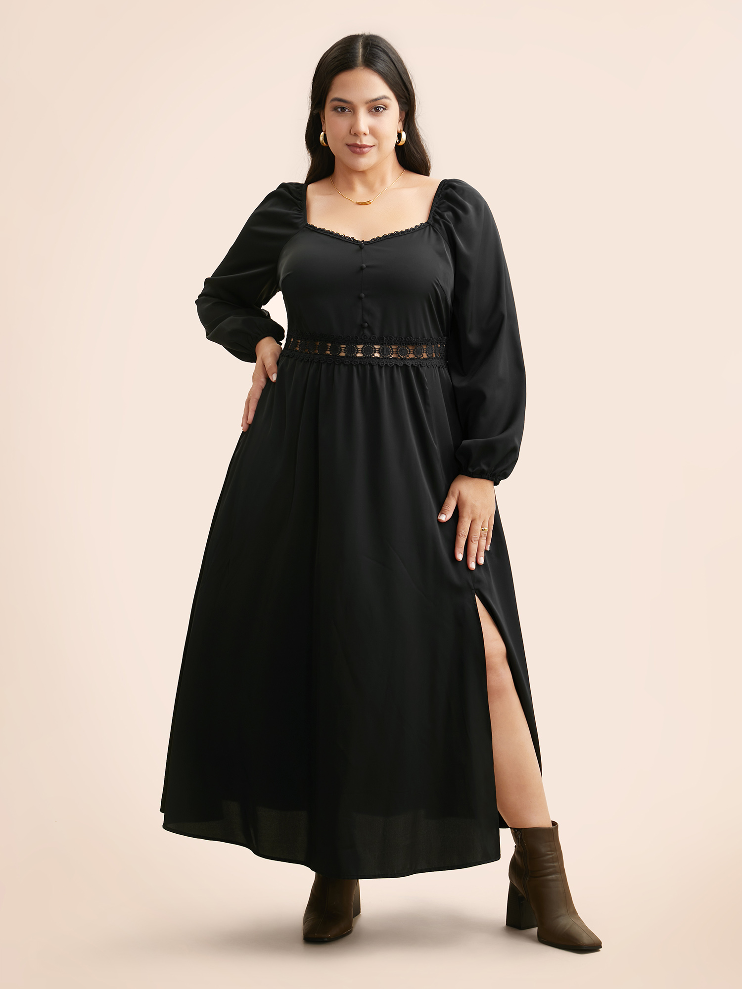 

Plus Size Heart Neckline Shirred Woven Ribbon Dress Pureblack Women At the Office Woven ribbon&lace trim Party Curvy Bloomchic