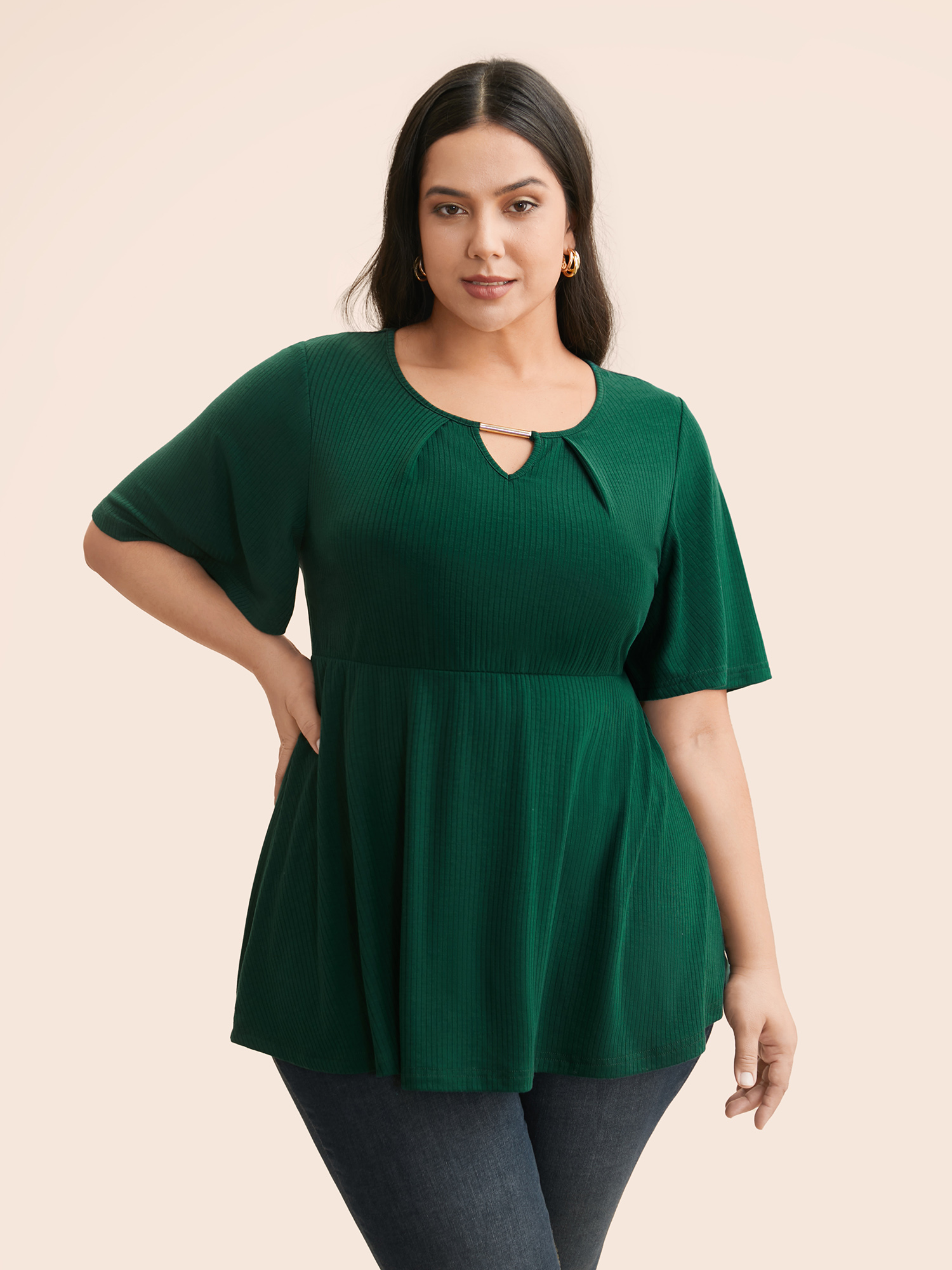 

Plus Size Metal Detail Keyhole Ruffle Sleeve Jersey Top DarkGreen Round Neck Short sleeve Elegant Jersey Tops