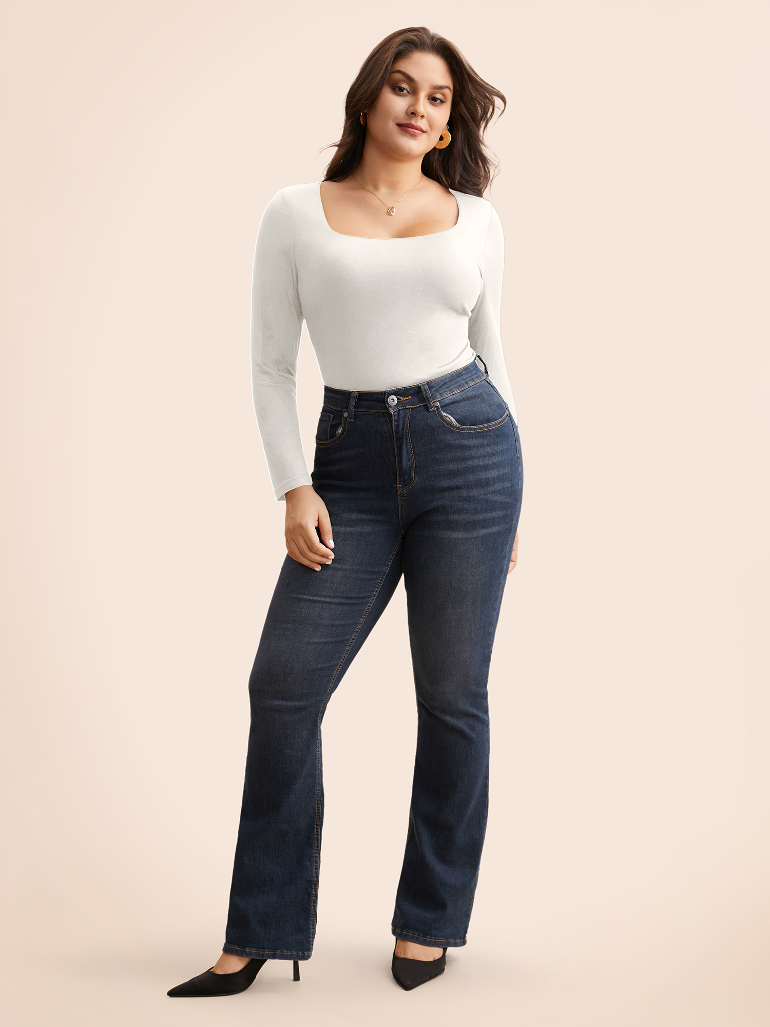 Plus Size Supersoft Essentials Solid U Neck T-shirt WhiteSmoke Women Elegant Non U-neck Skinny Everyday T-shirts BloomChic 12/L 