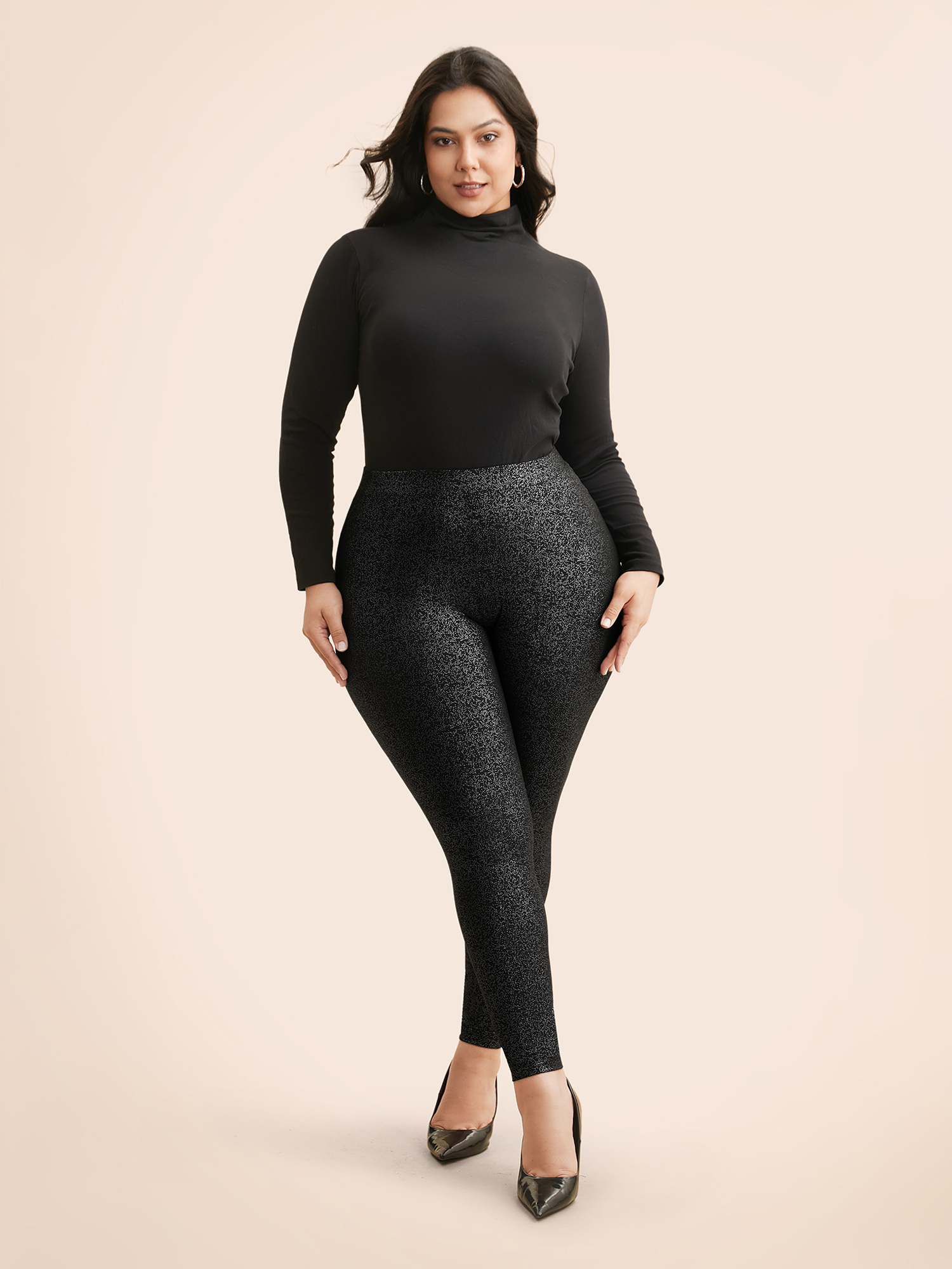 Plus Size Glitter Pleated Skinny Leggings Women Black Cocktail Medium stretch Skinny Mid Rise Party Leggings BloomChic 28/5X 
