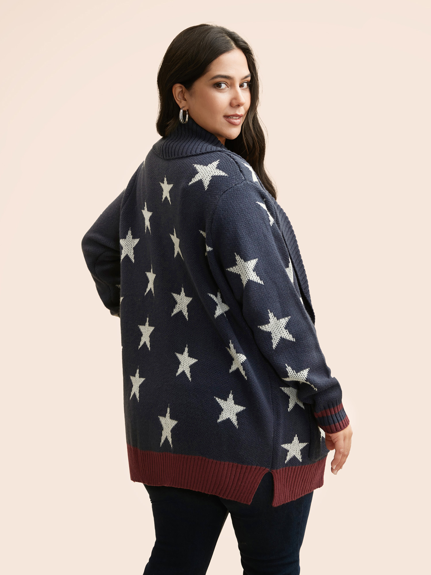 

Plus Size Star Contrast Patched Pocket Cardigan Indigo Women Casual Loose Long Sleeve Everyday Cardigans BloomChic