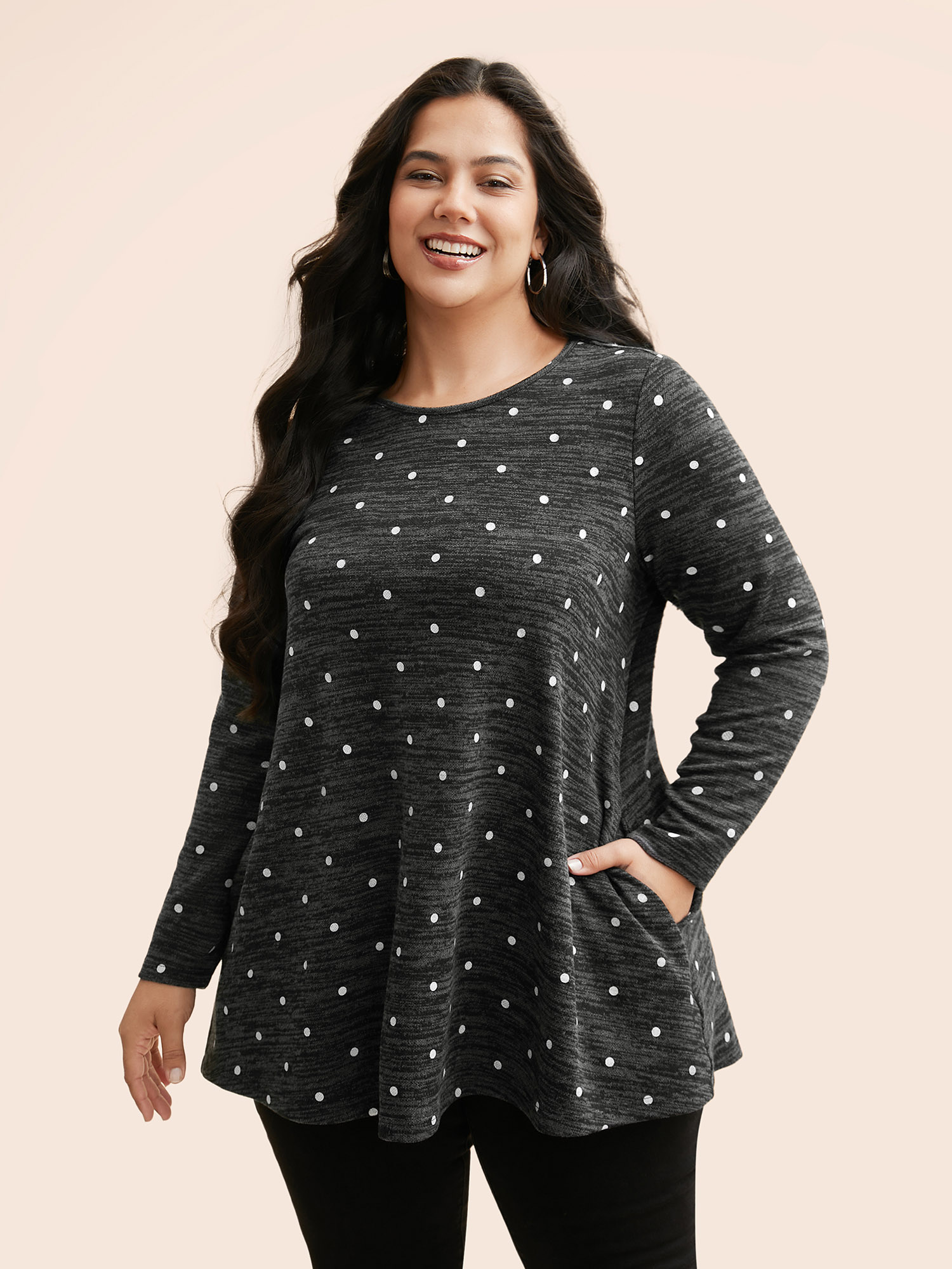 

Plus Size Heather Polka Dot Pocket T-shirt DimGray Women Casual Non Round Neck Loose Everyday T-shirts BloomChic