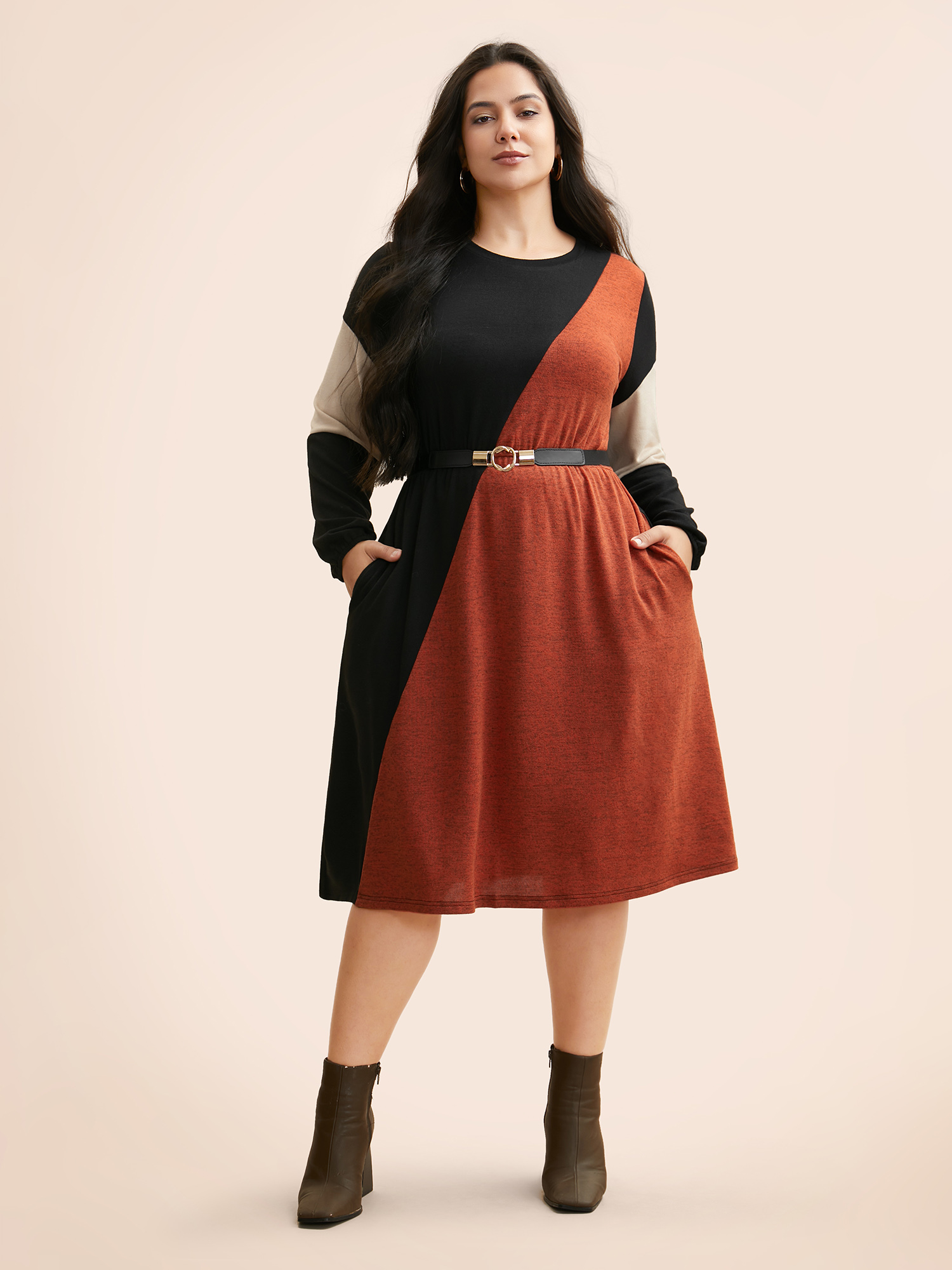 

Plus Size Contrast Patchwork Lantern Sleeve Dress Black Women Casual Contrast Round Neck Long Sleeve Curvy BloomChic